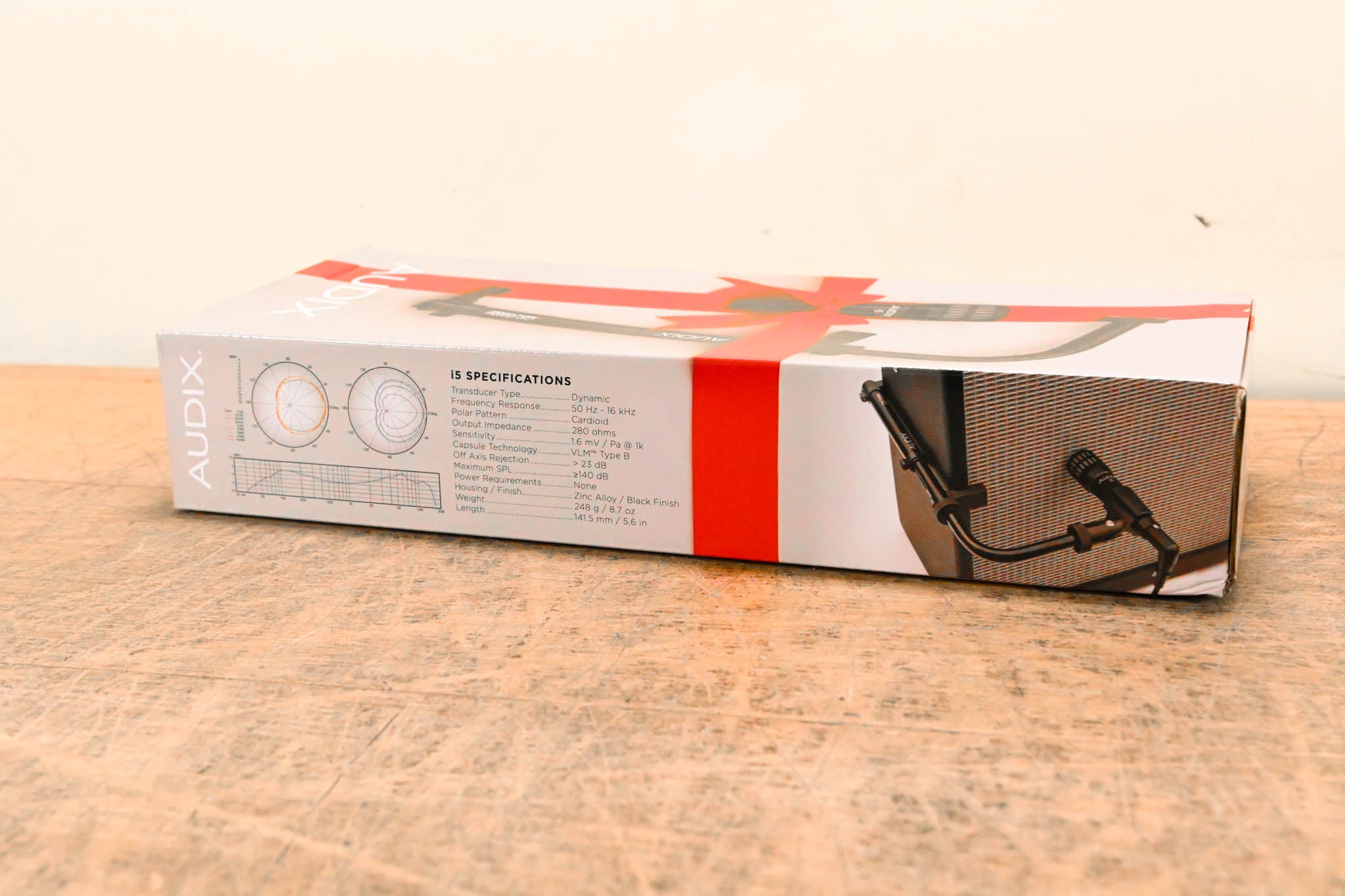 Audix i5 Cardioid Dynamic Instrument Microphone w/ CabGrabber Mic Clamp