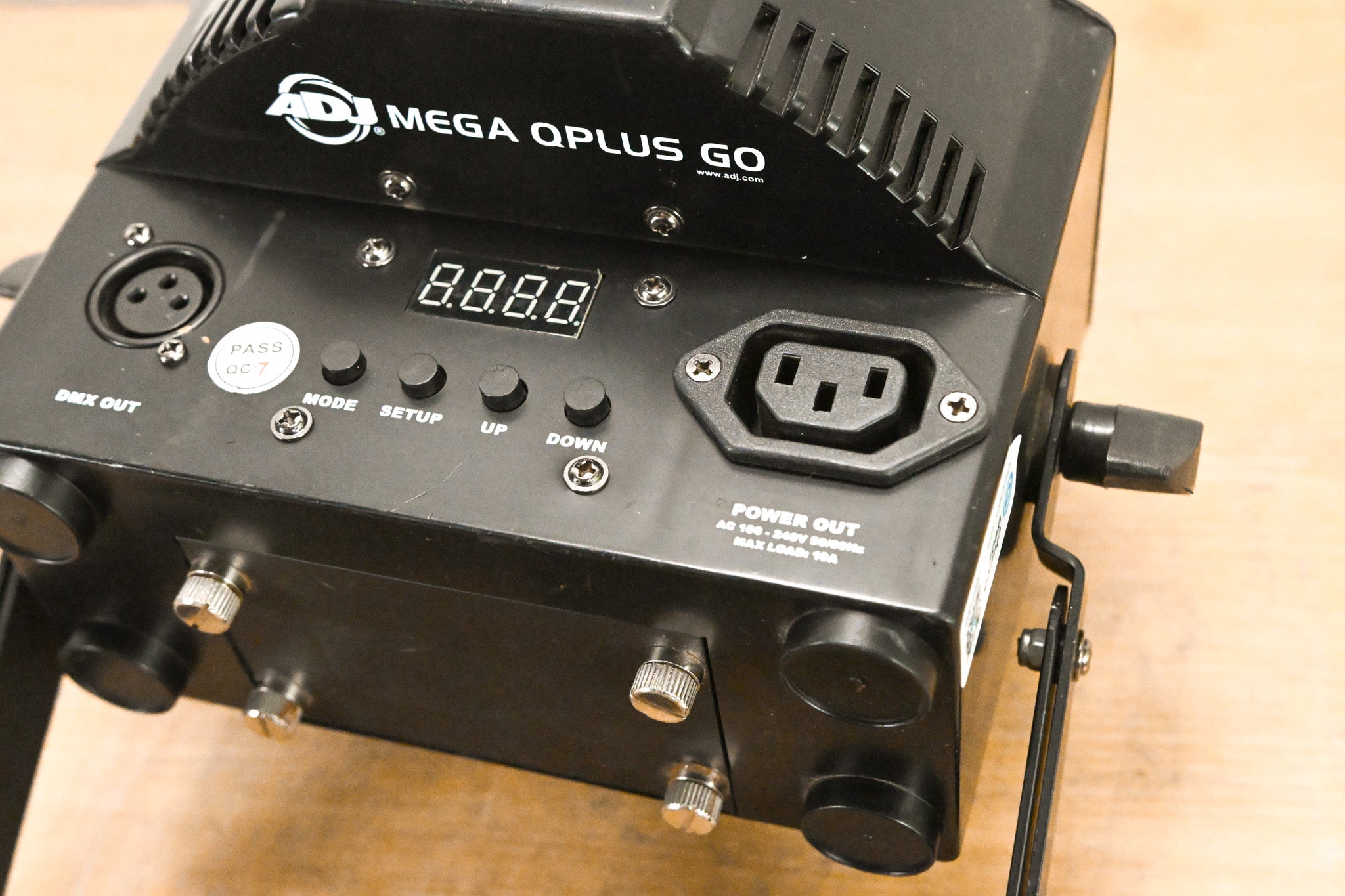 ADJ Mega QPlus Go Battery-Powered RGB+UV LED Par Light