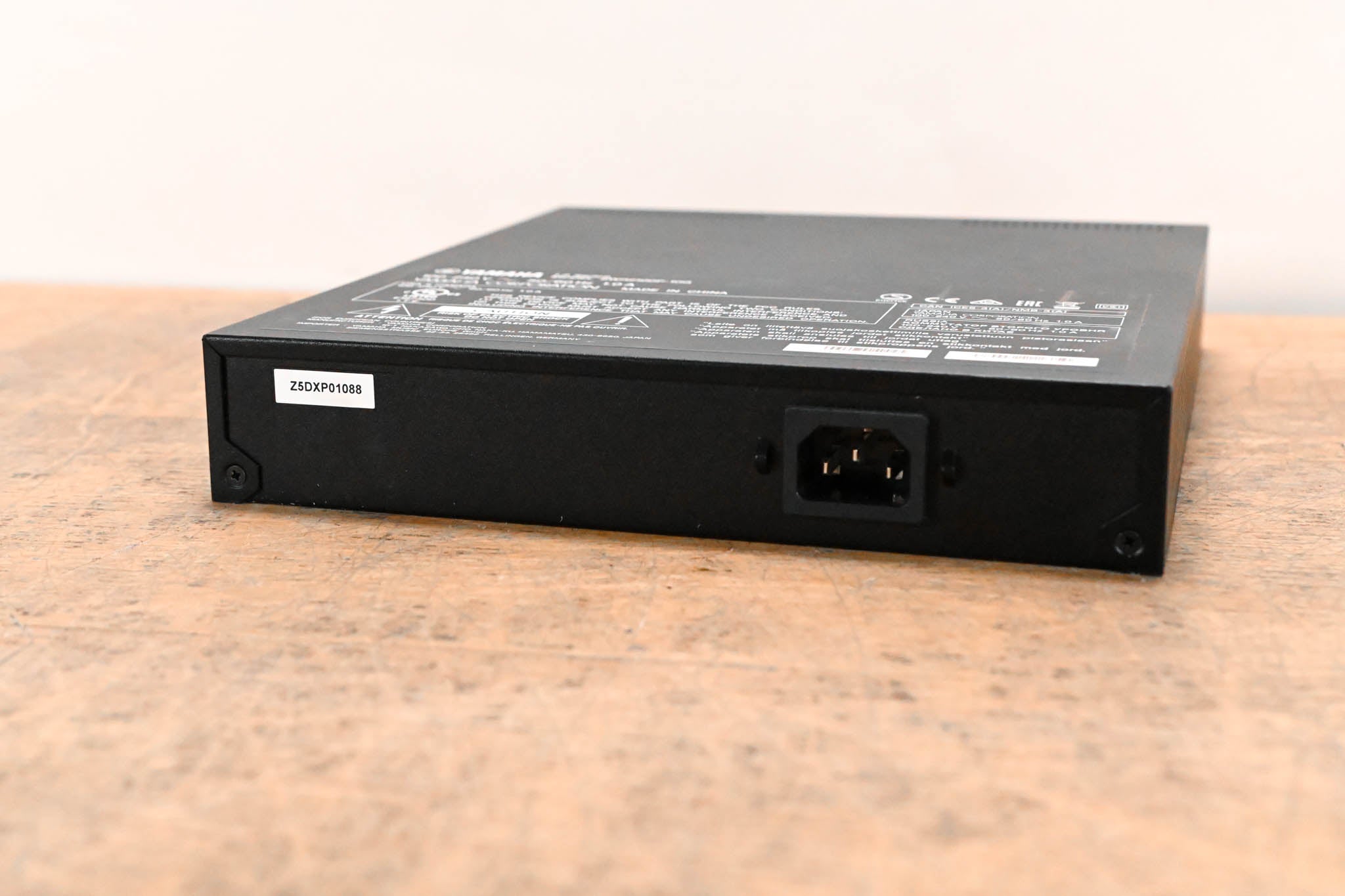 Yamaha SWR2100P-10G 10-port L2 Network Switch with PoE