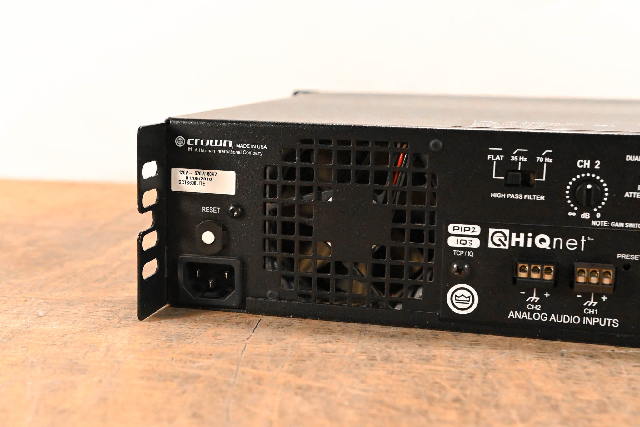 Crown CTs 600 Two-Channel 300W Power Amplifier