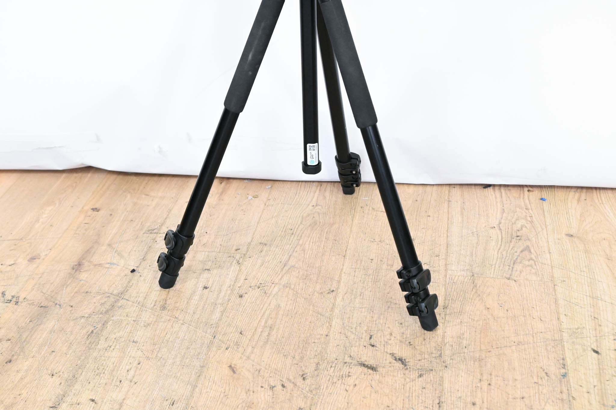 Manfrotto 804RC2 Pan Tilt Head with 290 3-Stage Aluminum Tripod