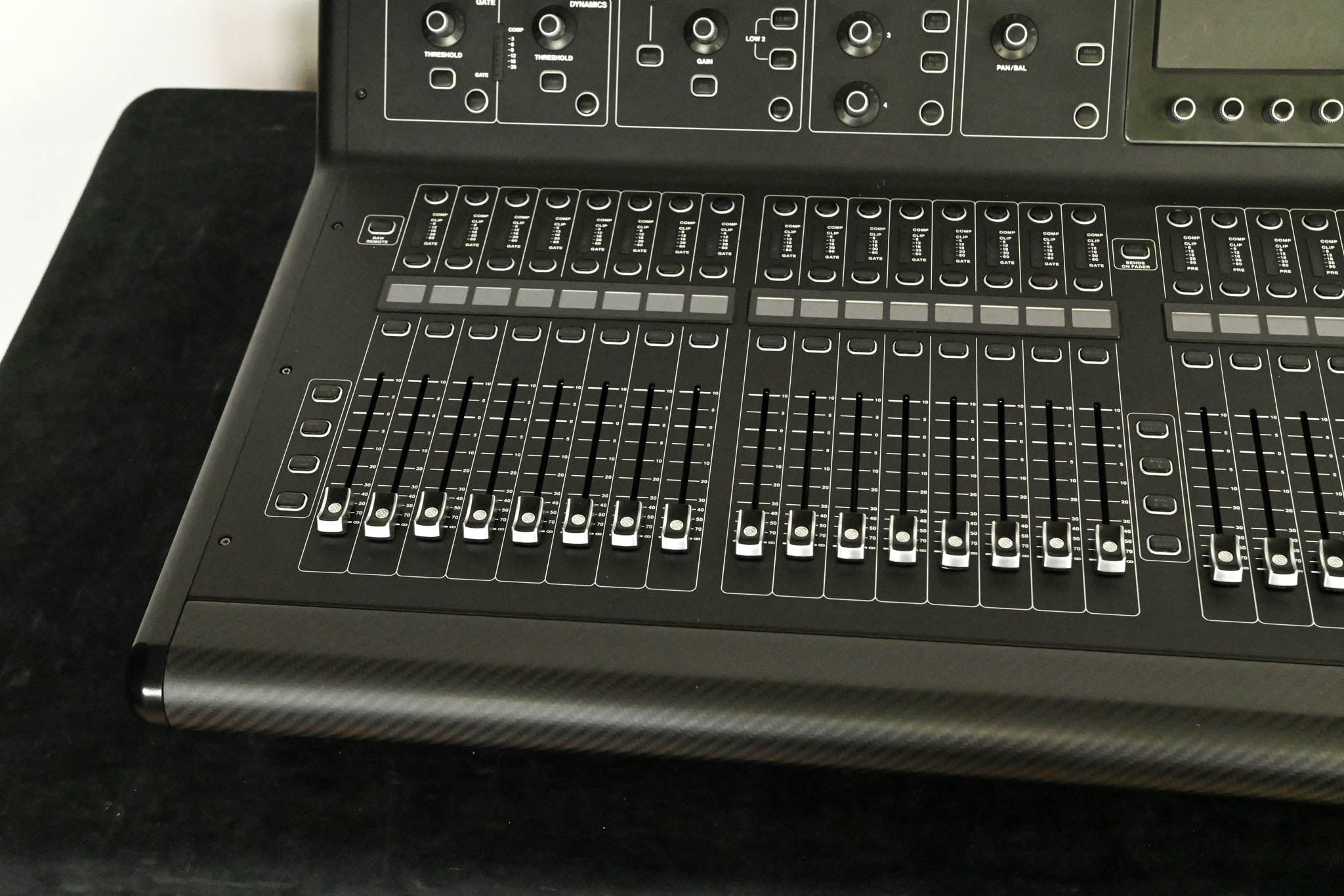 Midas M32 40-Channel Digital Audio Mixing Console