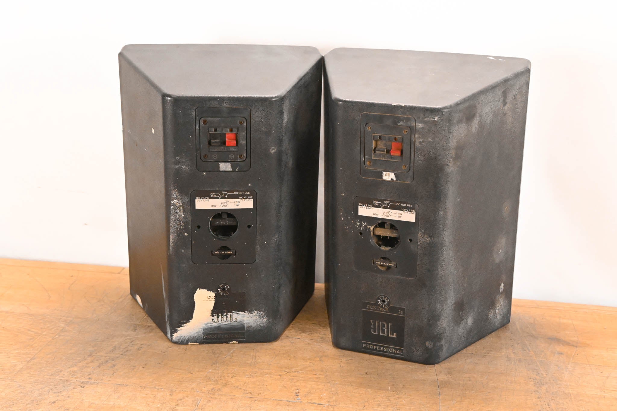 JBL Control 28 2-Way 8" Indoor/Outdoor Speaker (PAIR)