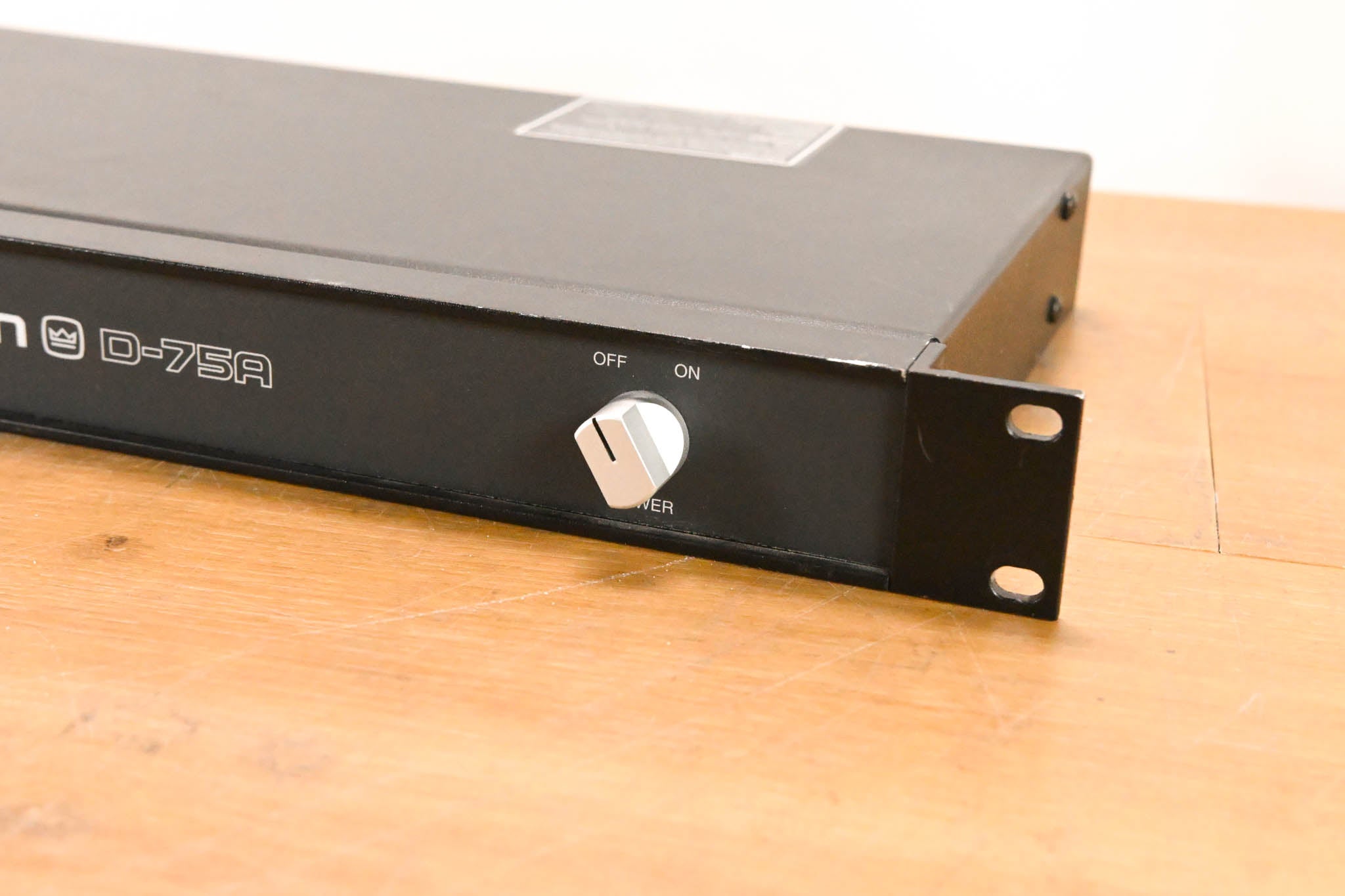 Crown D-75A 2-Channel Power Amplifier