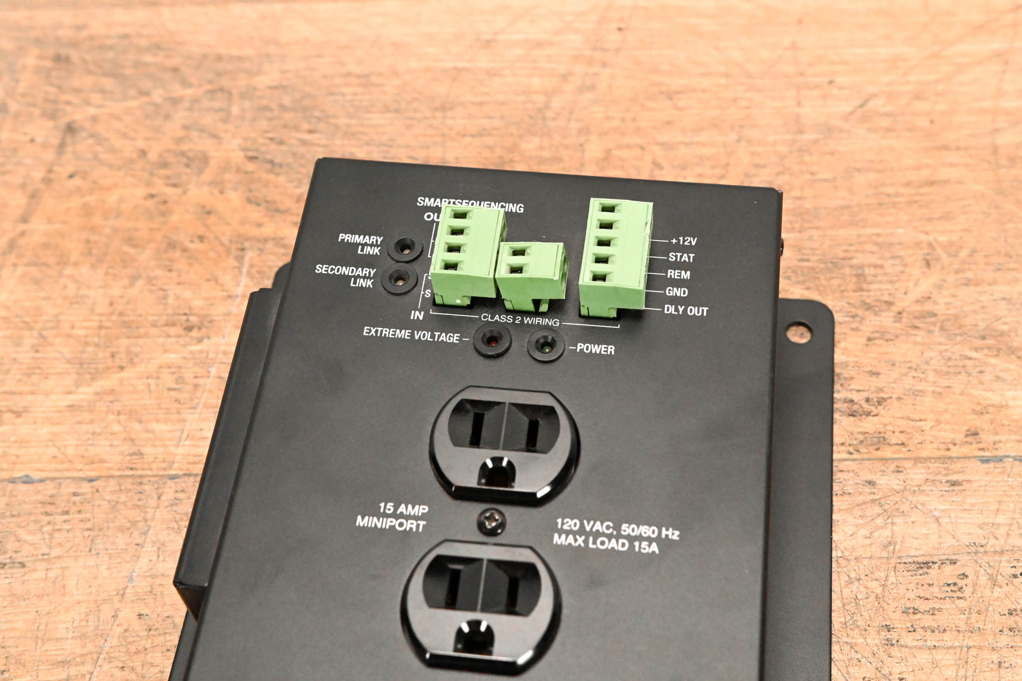 Furman CN-15MP Contractor Series MiniPort