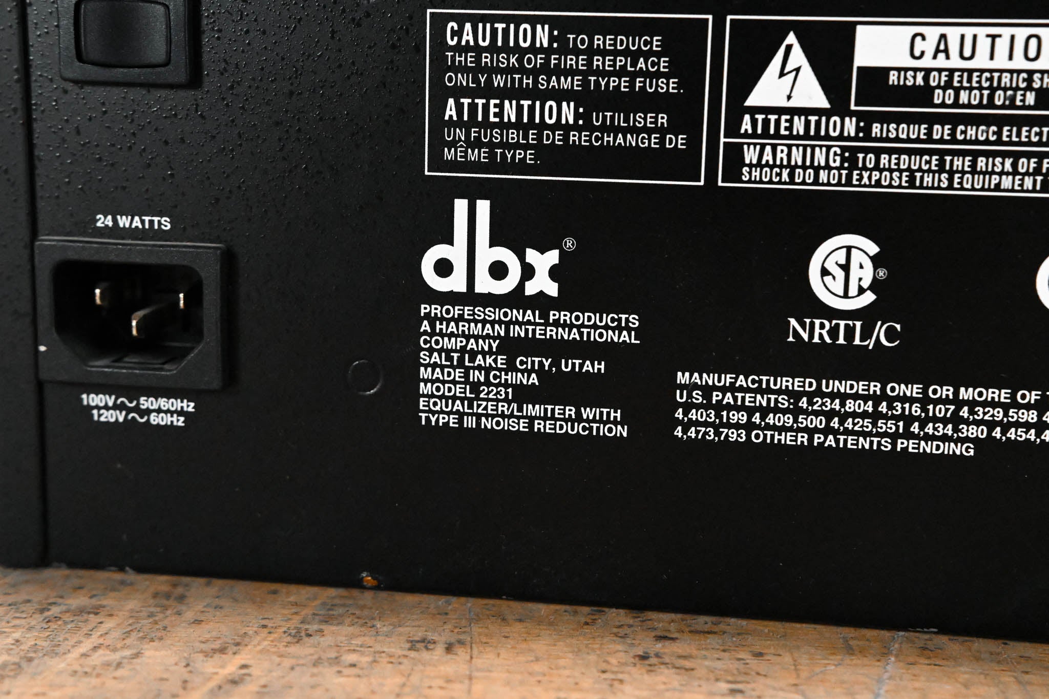 dbx 2231 Dual-Channel 31-Band Graphic Equalizer/Limiter