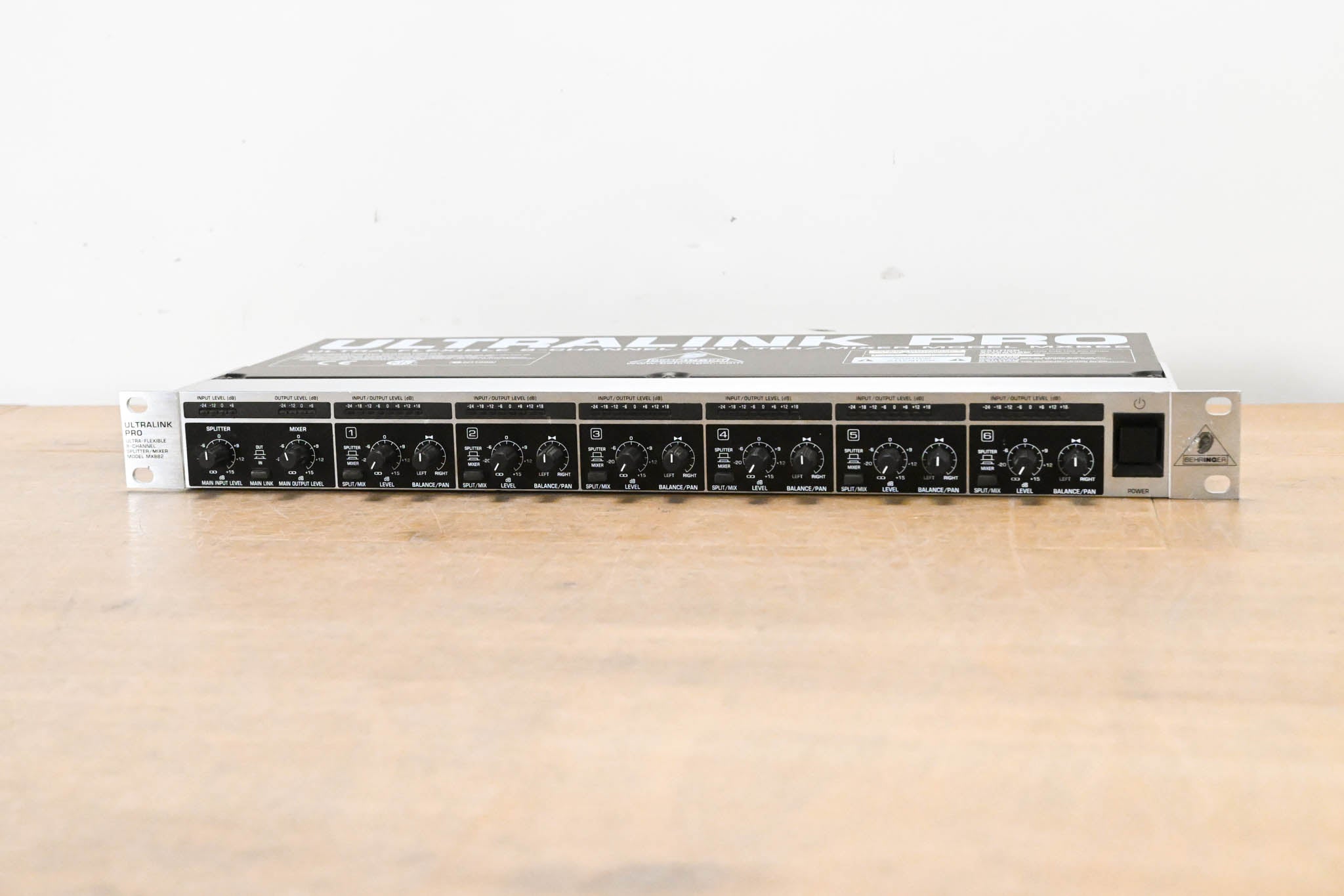 Behringer ULTRALINK PRO MX882 8-Channel Splitter/Mixer