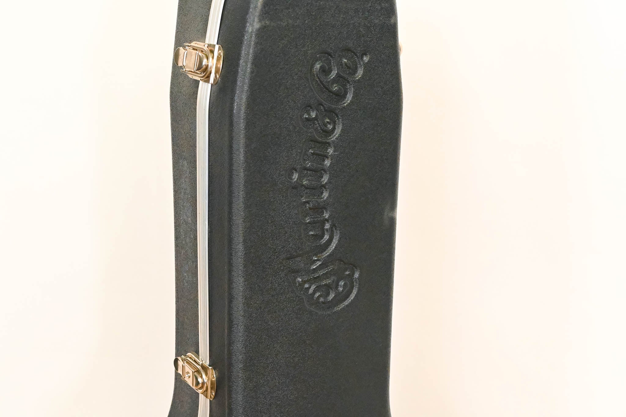 Martin 000 630 Molded Acoustic Guitar Case Black Green