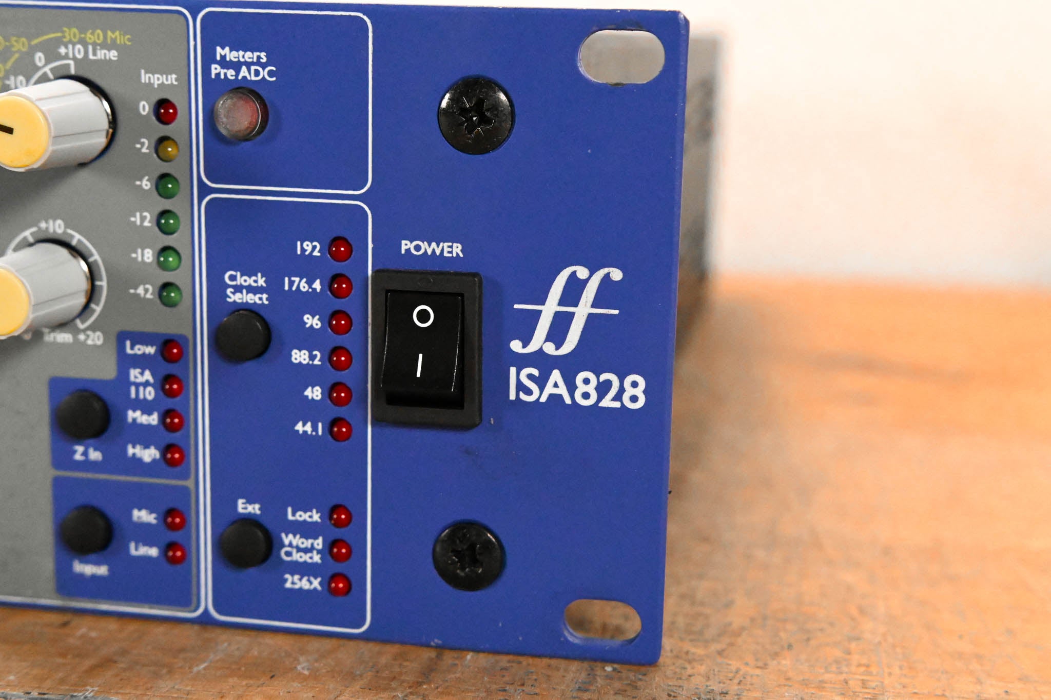 Focusrite ISA828 8-Channel Microphone Preamplifier
