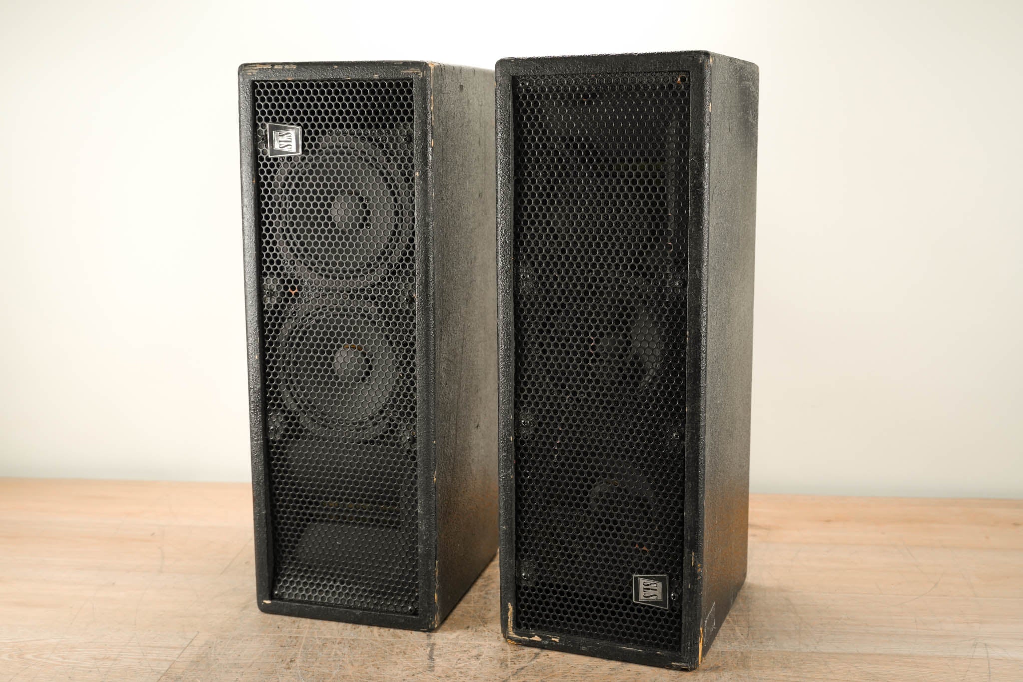 SLS FF2605 Front Fill Loudspeaker (PAIR)