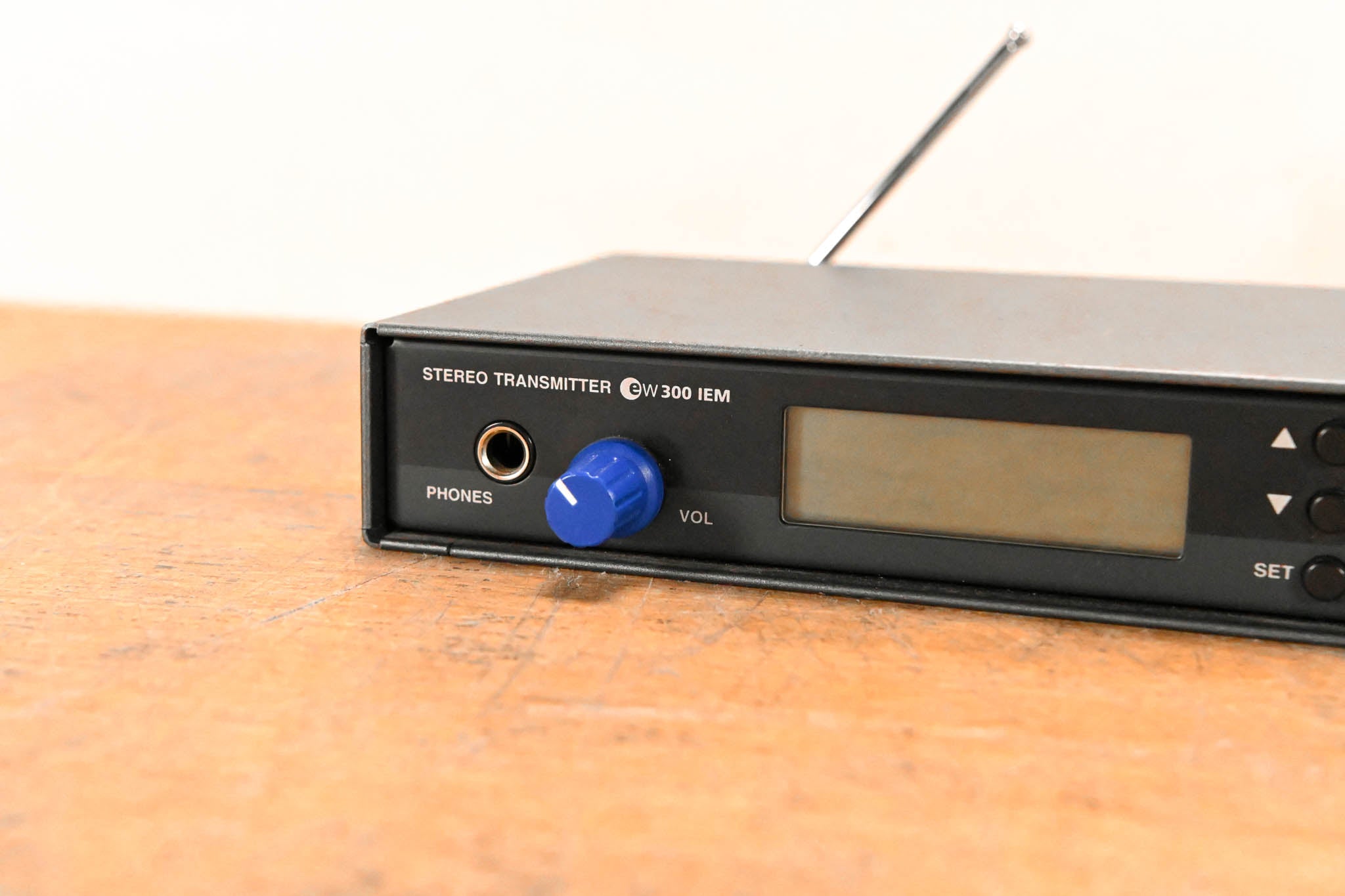 Sennheiser ew 300 IEM Wireless IEM System 518-550 MHz (NO POWER SUPPLY)