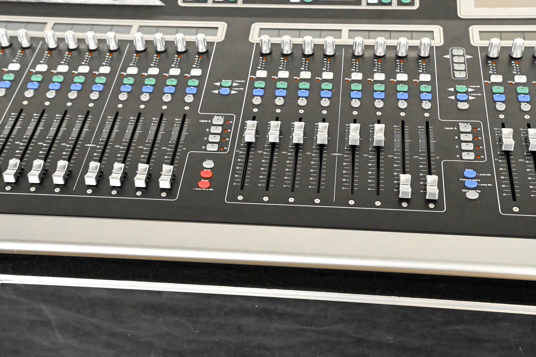 Allen & Heath GLD-112 Chrome Edition Digital Mixing Surface w/ Road Case