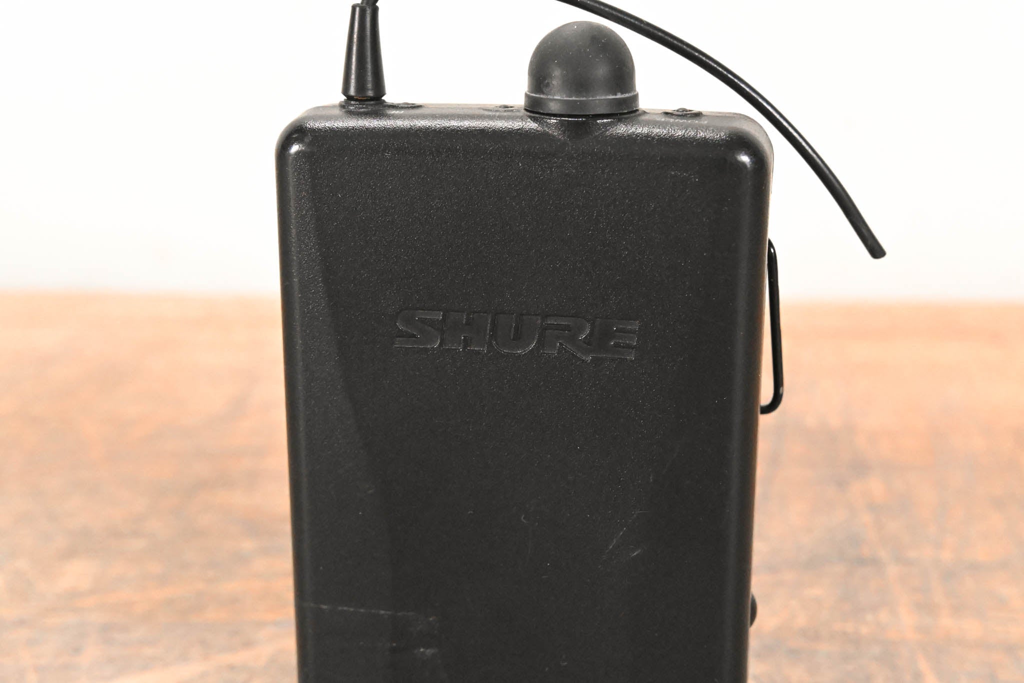 Shure PSM200 In-Ear Personal Monitoring System - H2 Band: 518-554 MHz