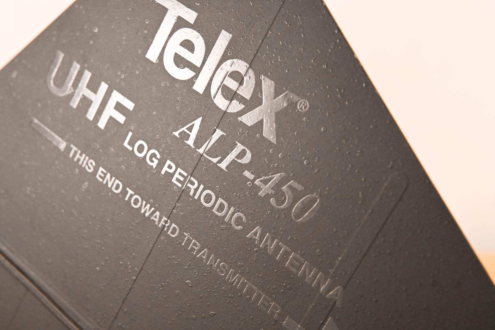 Telex ALP-450 UHF Log Periodic Antenna