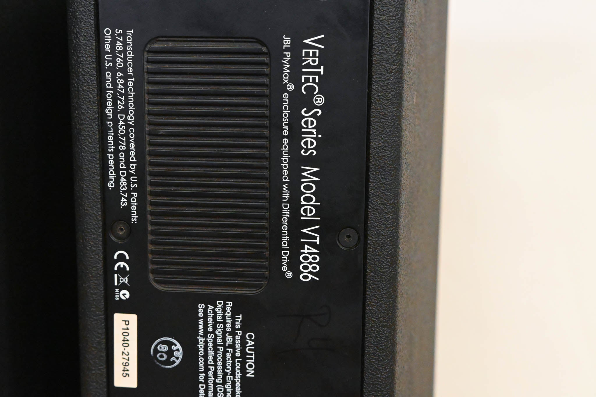 JBL VT4886 Dual 6.5" Passive Compact Line Array Loudspeakers (PAIR)