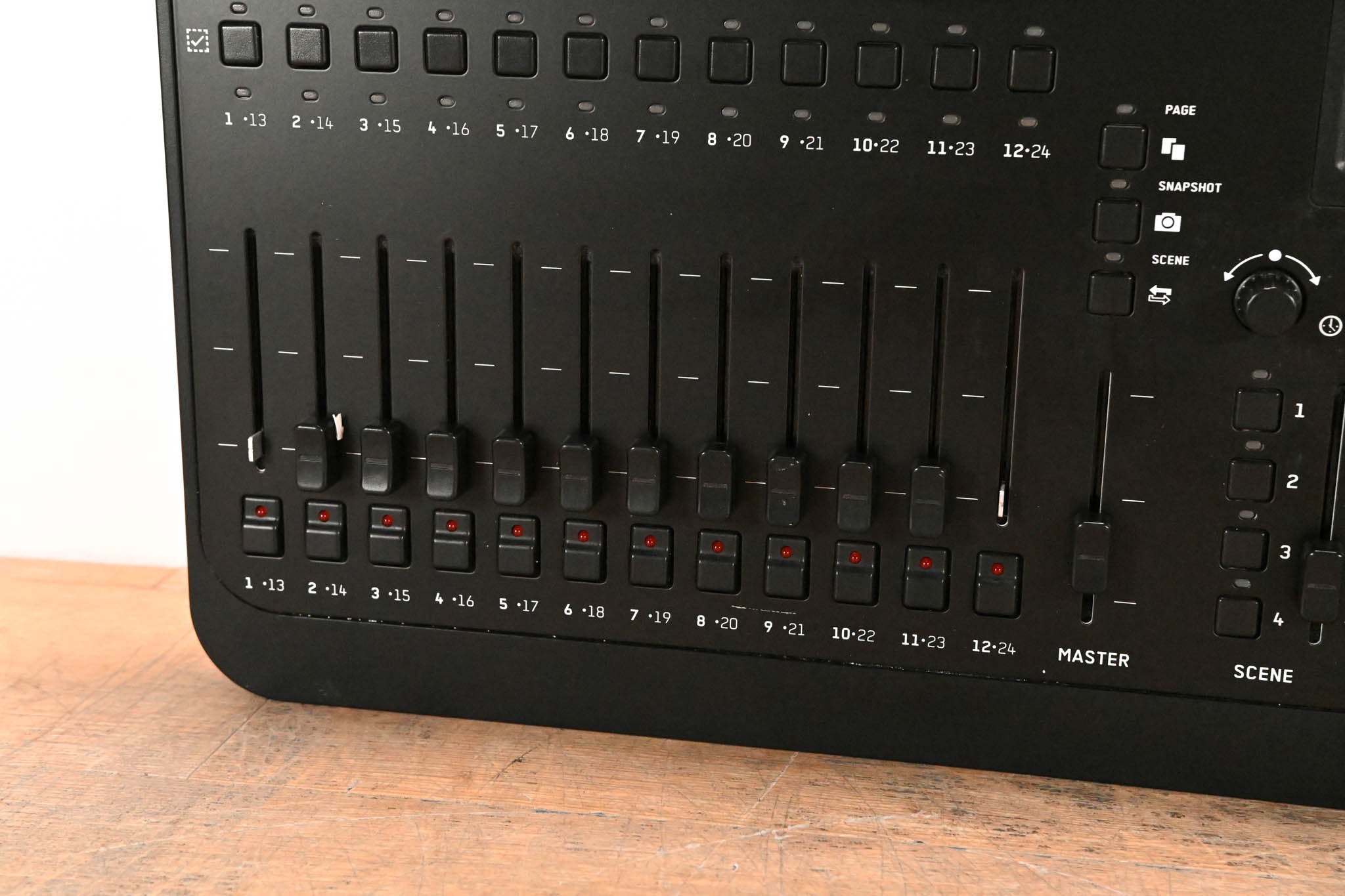 Jands Stage CL Compact Lighting Console (NO POWER SUPPLY)