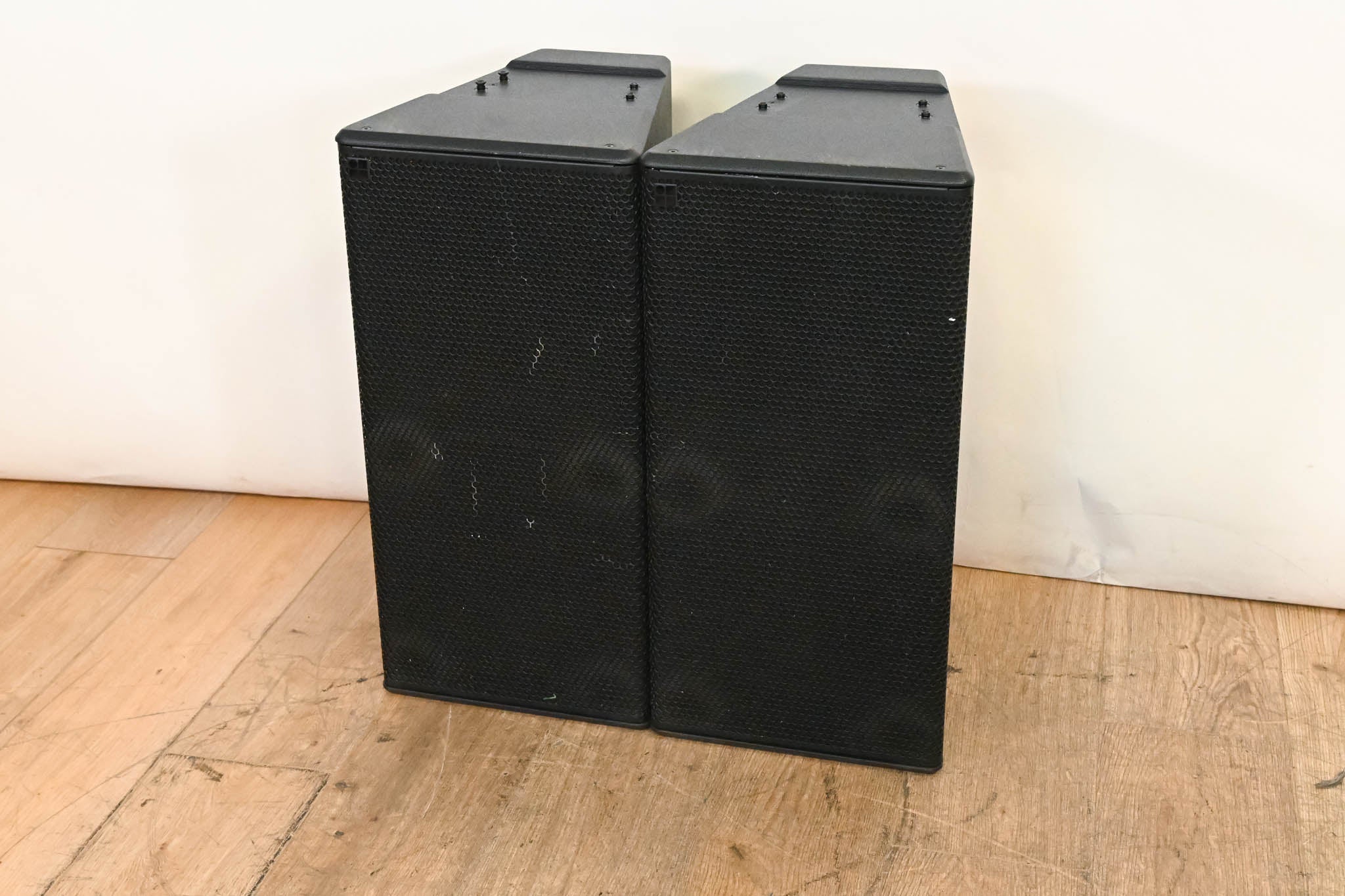 d&b audiotechnik 10AL Installation Two-Way Line Array Loudspeaker (PAIR)
