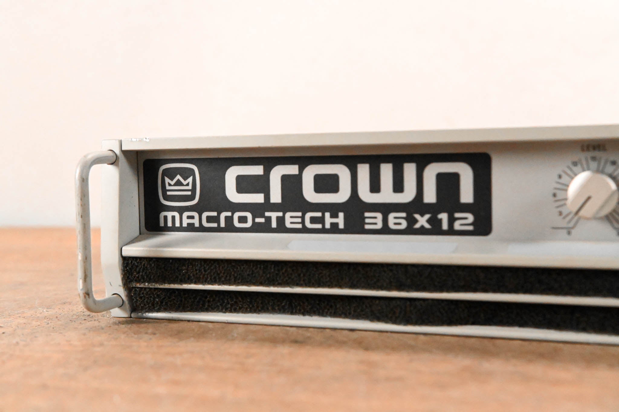 Crown Macro-Tech 36x12 2-Channel Power Amplifier