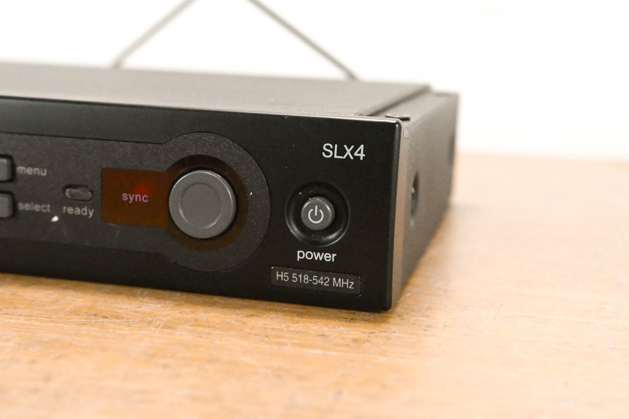 Shure SLX4 Wireless Receiver - H5 Band: 518-542 MHz (NO POWER SUPPLY)