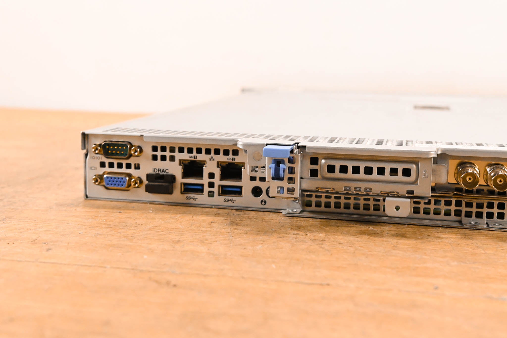 LiveU LU2000 Dual HD Output Decoder Server