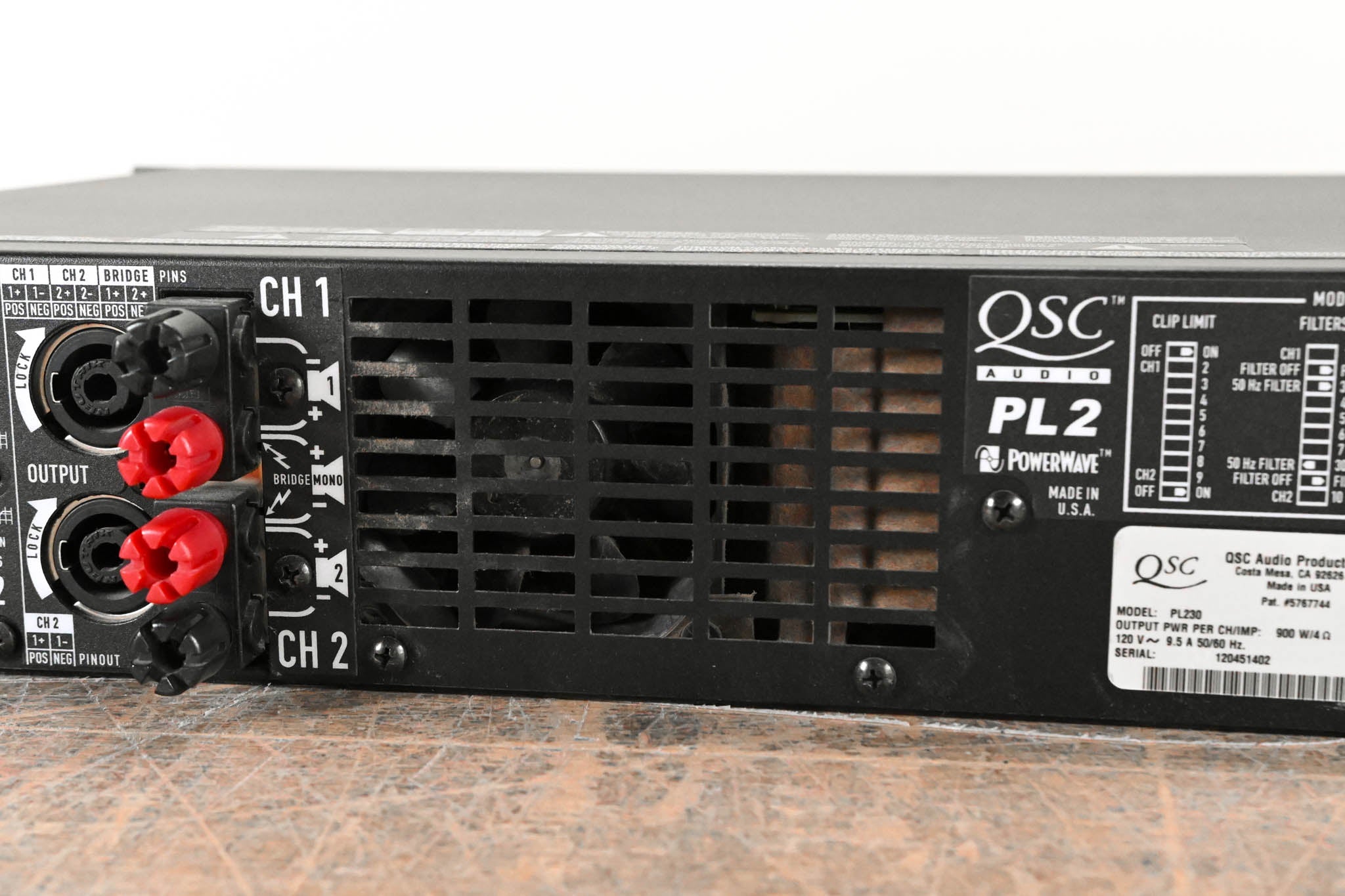 QSC PL230 PowerLight 2 Series 2-Channel 1500W Power Amplifier