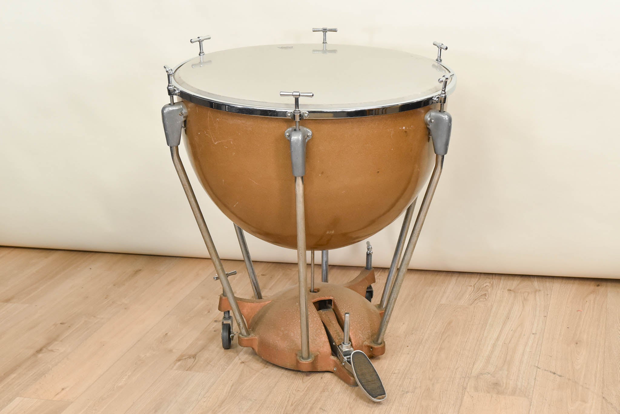 Slingerland 31-inch Timpani