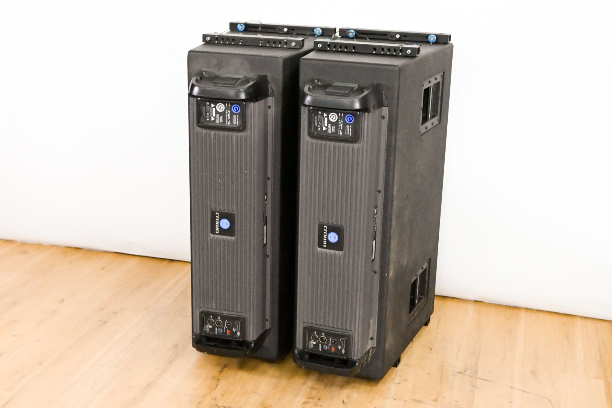 JBL VT4888DP Powered 3-Way Line Array Speaker (PAIR)