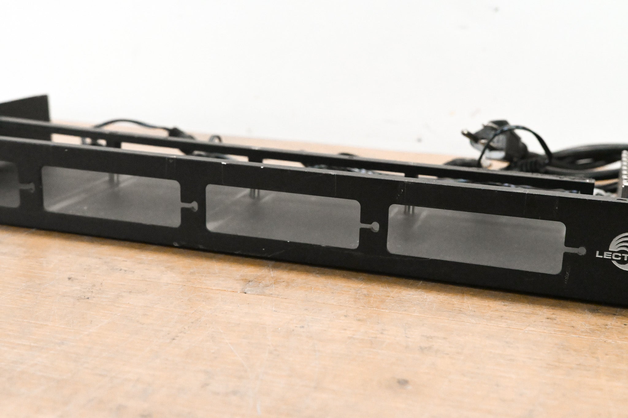 Lectrosonics RMP195 Four Bay Rackmount w/ Mean Well RS-25-15 PSU
