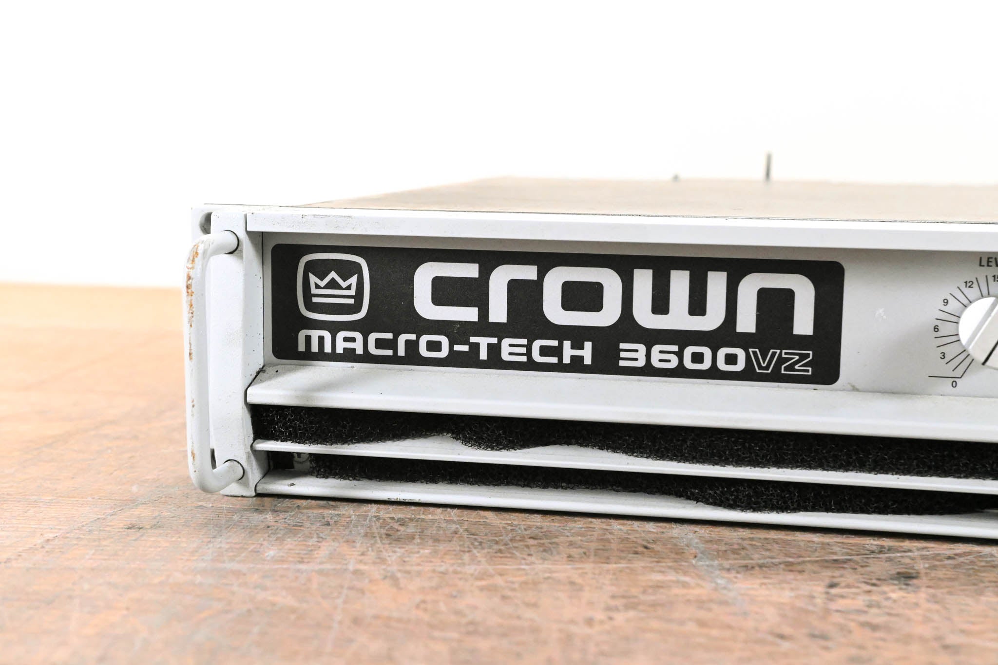 Crown Macro-Tech 3600VZ 2-Channel Power Amplifier