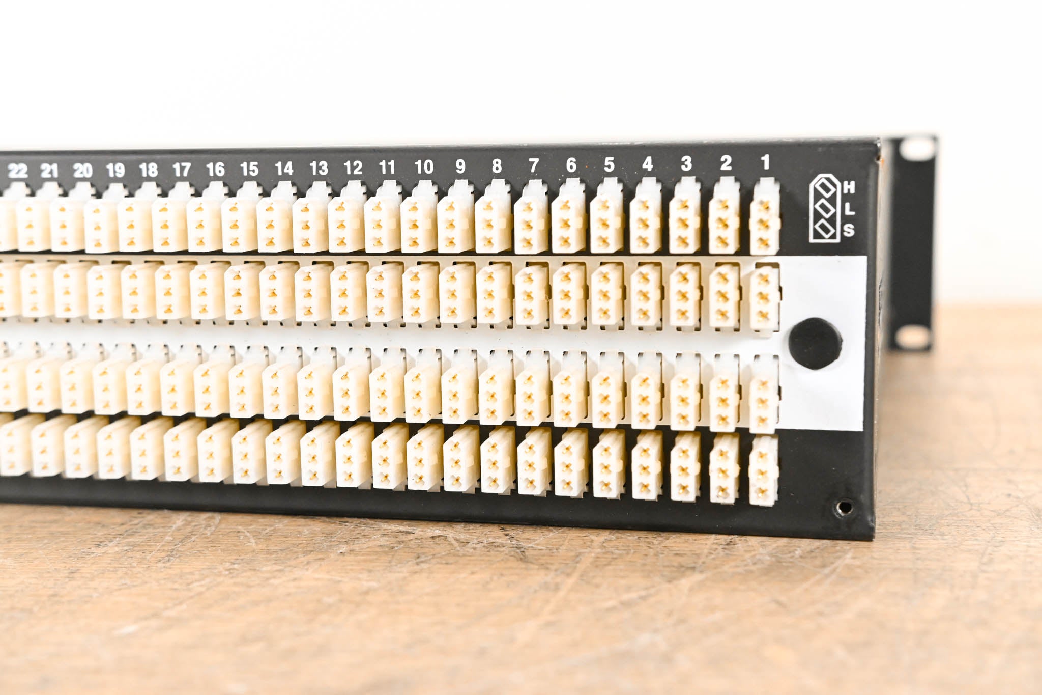 Bittree B96DC-FNOST/E3 M2OU12B 2x48 2RU TT Patchbay