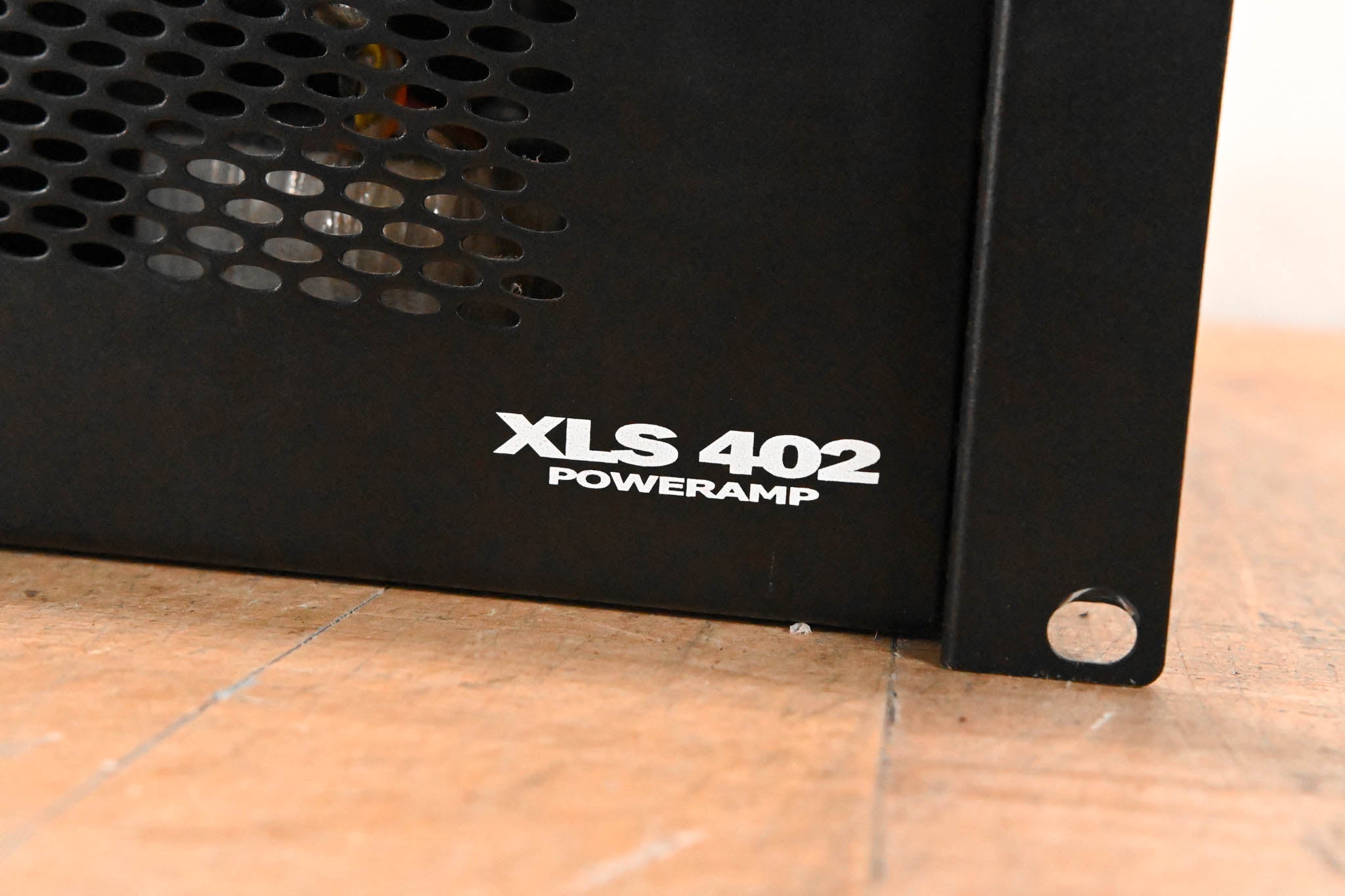 Crown XLS 402 2-Channel Power Amplifier