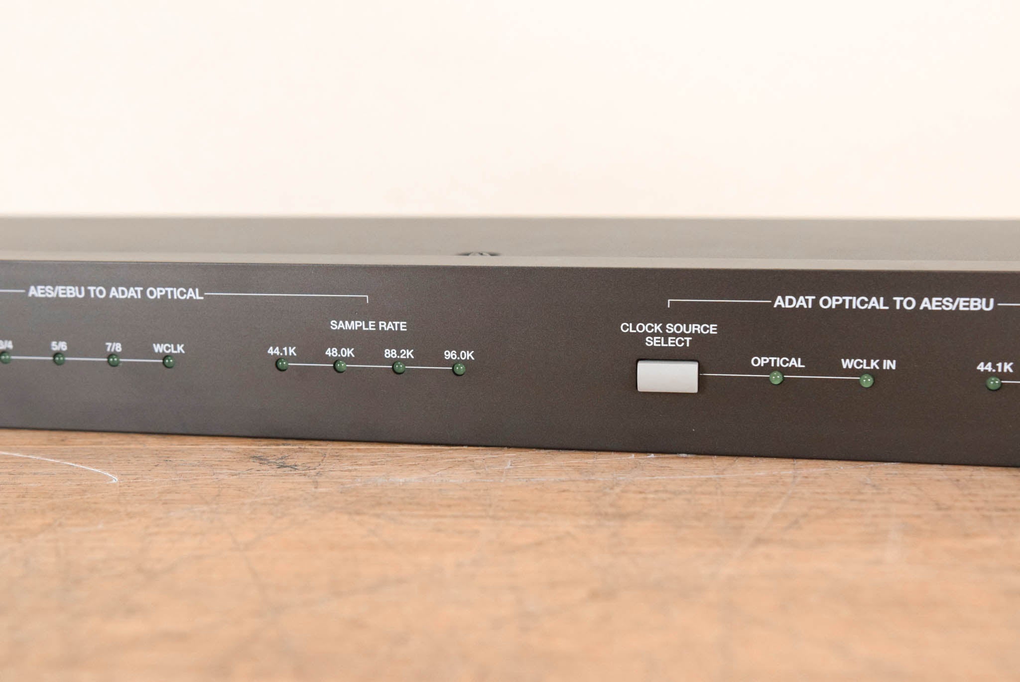 Alesis AI4 8-Channel AES EBU to Optical Interface