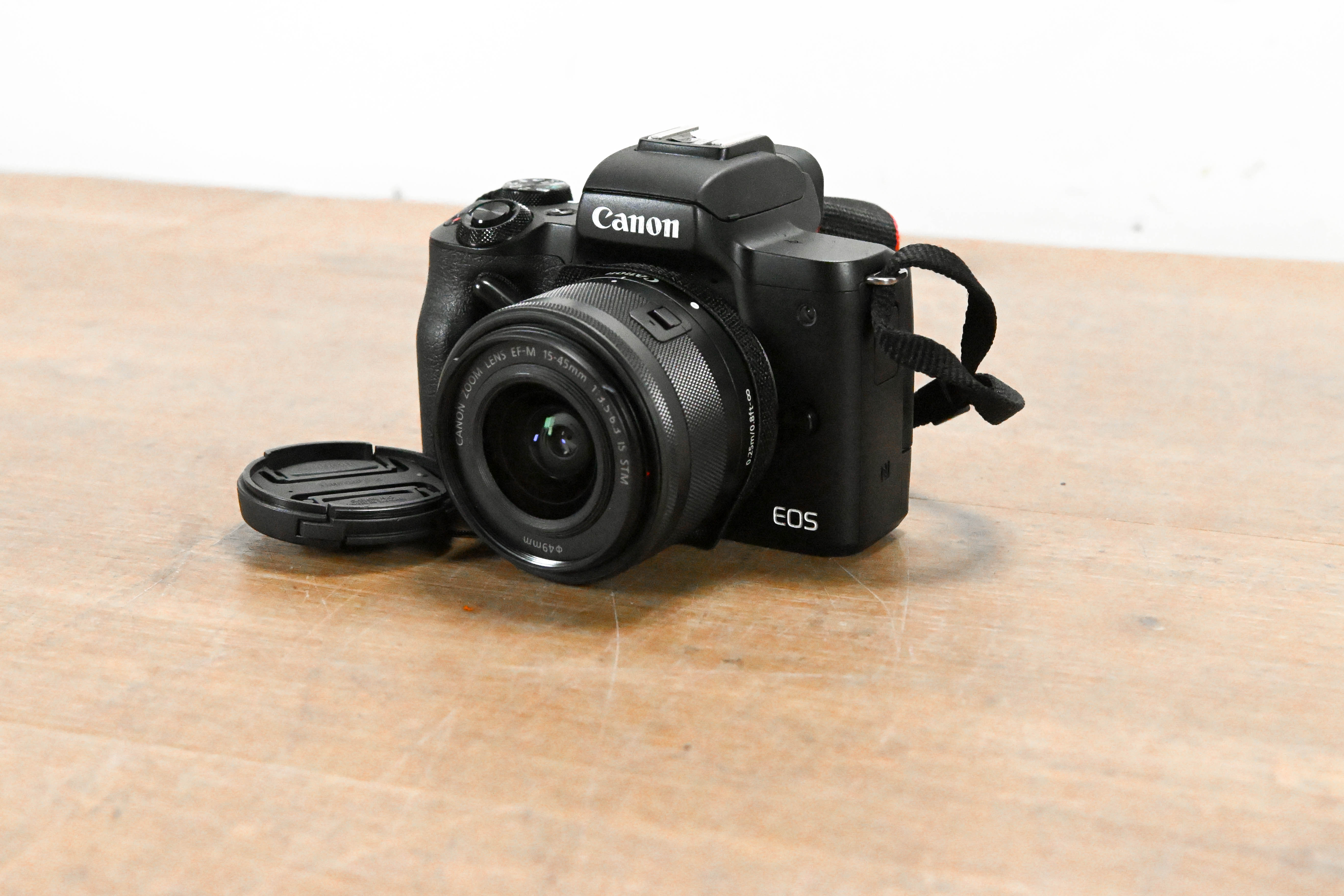 Canon EOS M50 Mirrorless Camera with EF-M 15-45mm f/3.5-6.3 IS STM Lens
