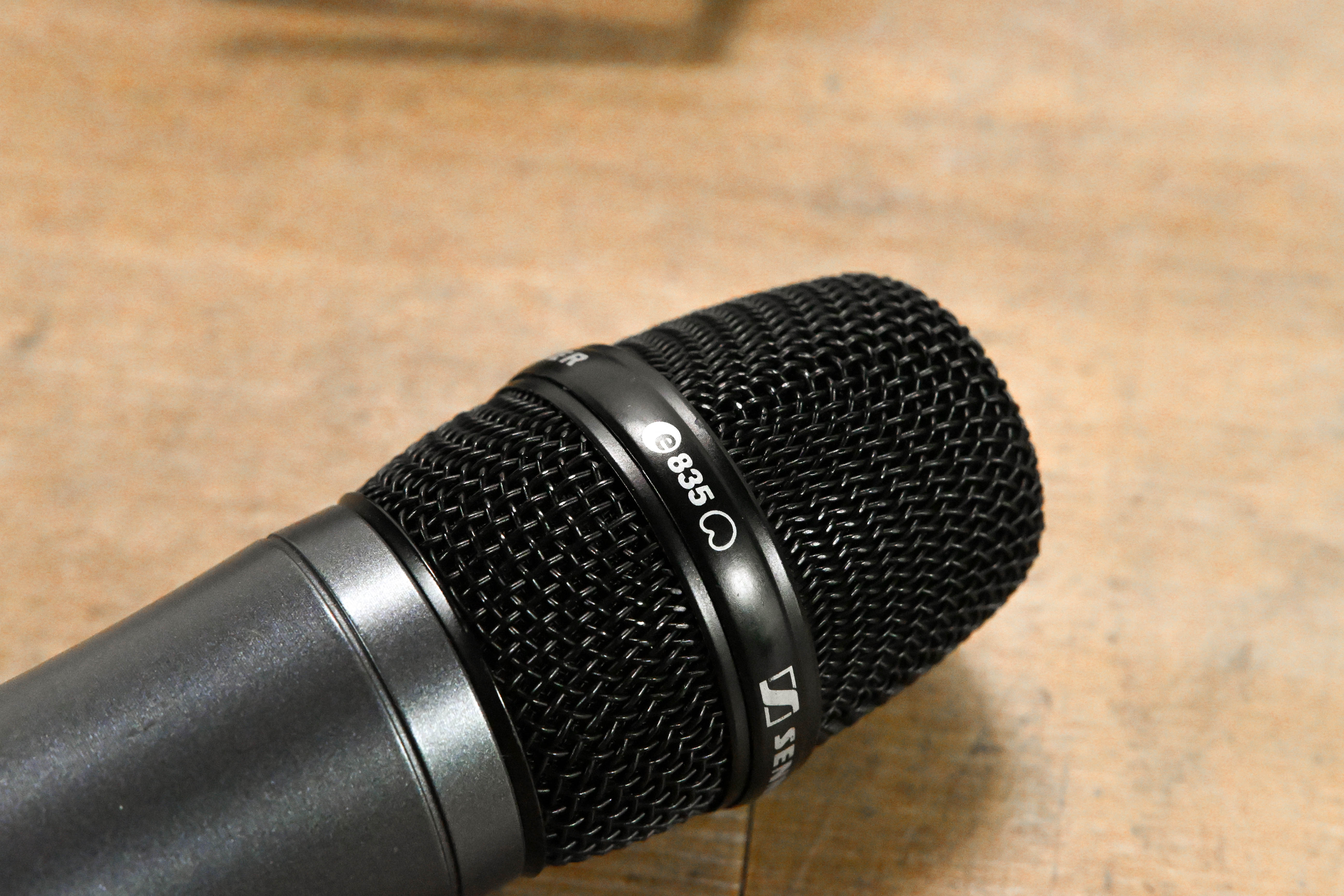 Sennheiser ew 100 G3 Handheld Wireless System - A Range: 516-558 MHz