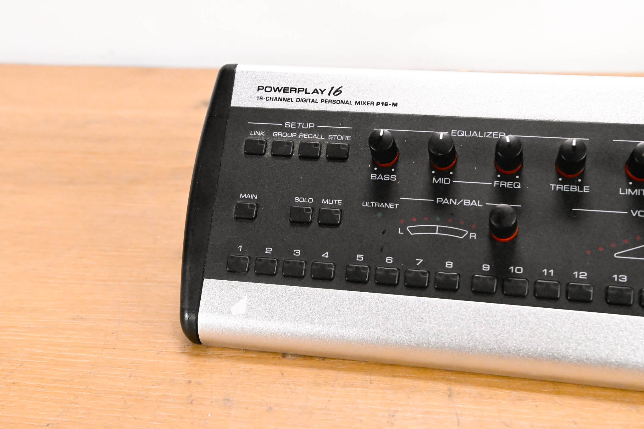 Behringer Powerplay P16-M 16-Channel Digital Personal Mixer