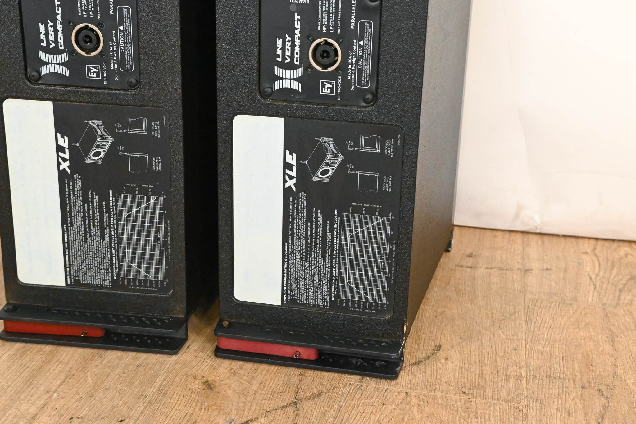 Electro-Voice (EV) XLE181 8" 2-Way Passive Line Array Speaker (PAIR)