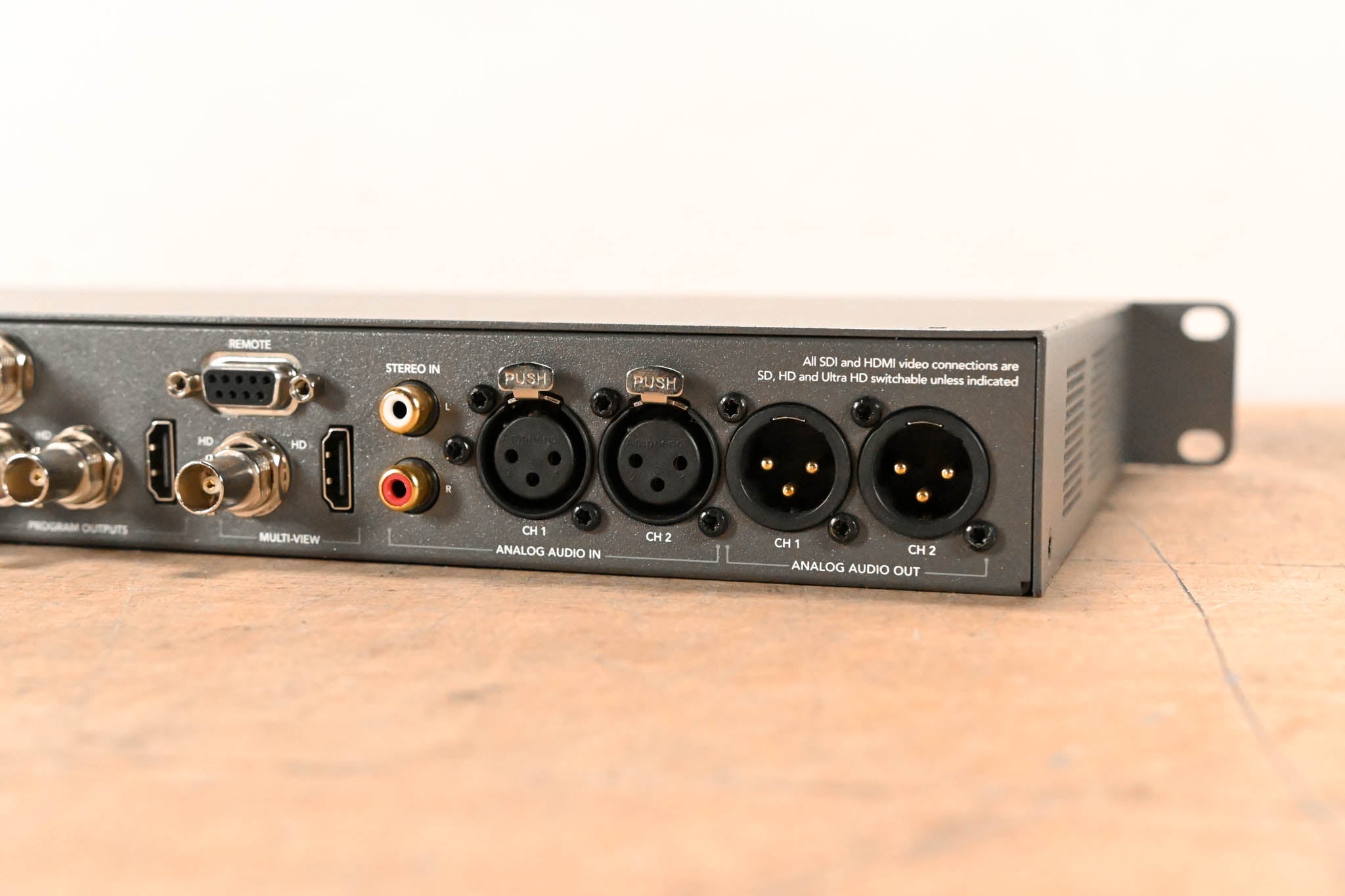 Blackmagic Design ATEM 1 M/E Production Studio 4K