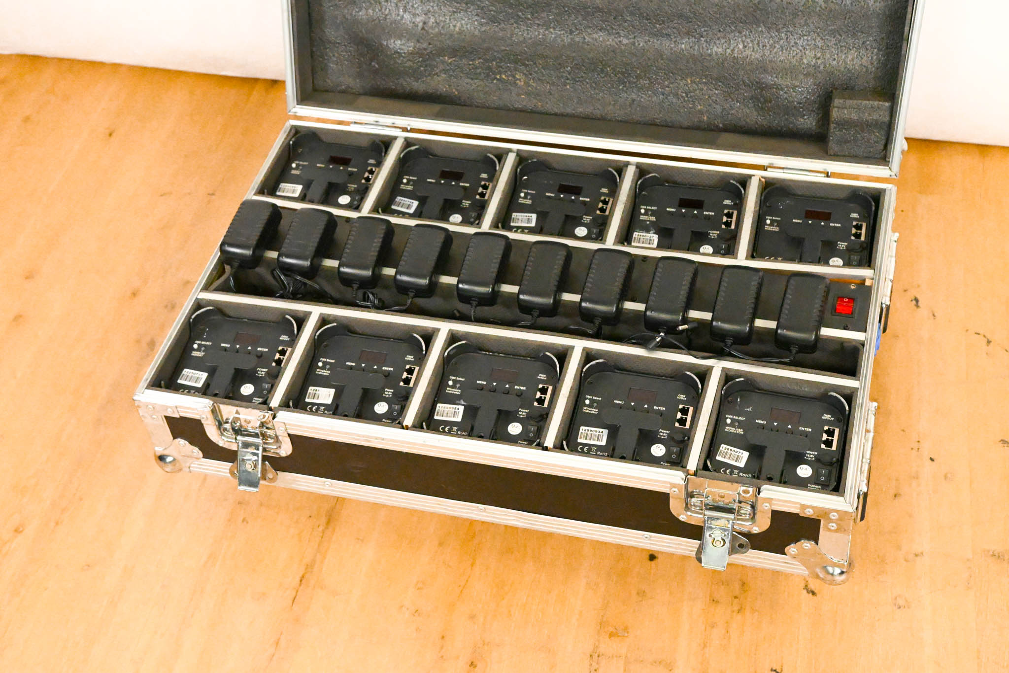 JMAZ Lighting MAD PAR HEX 4S Battery LED Uplight Kit w/ Charging Case