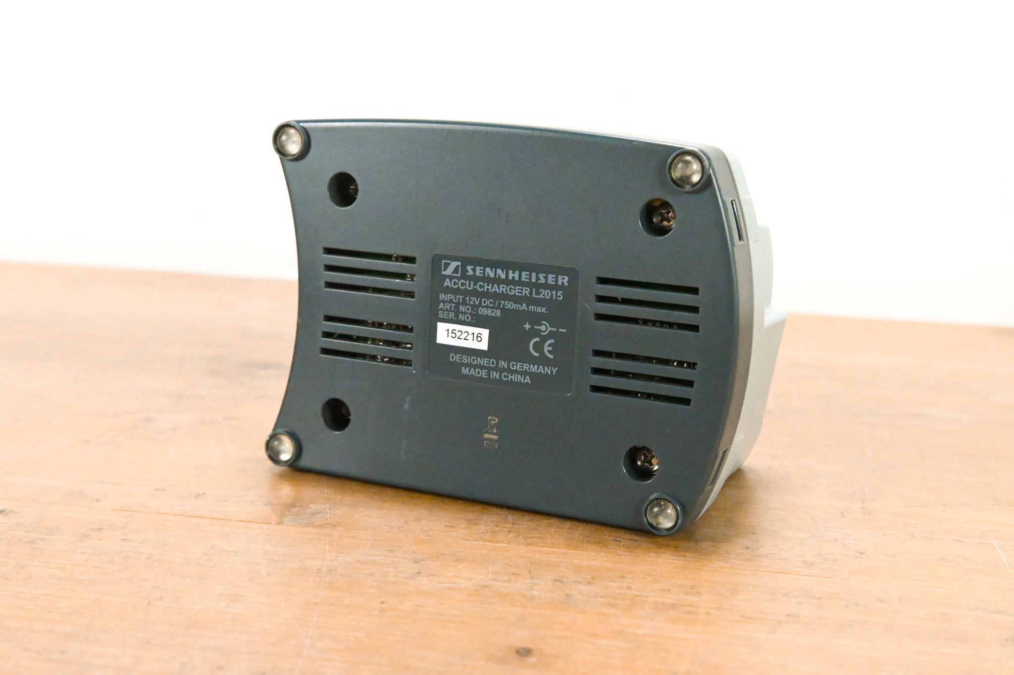 Sennheiser L 2015 Charging Station (NO POWER SUPPLY)