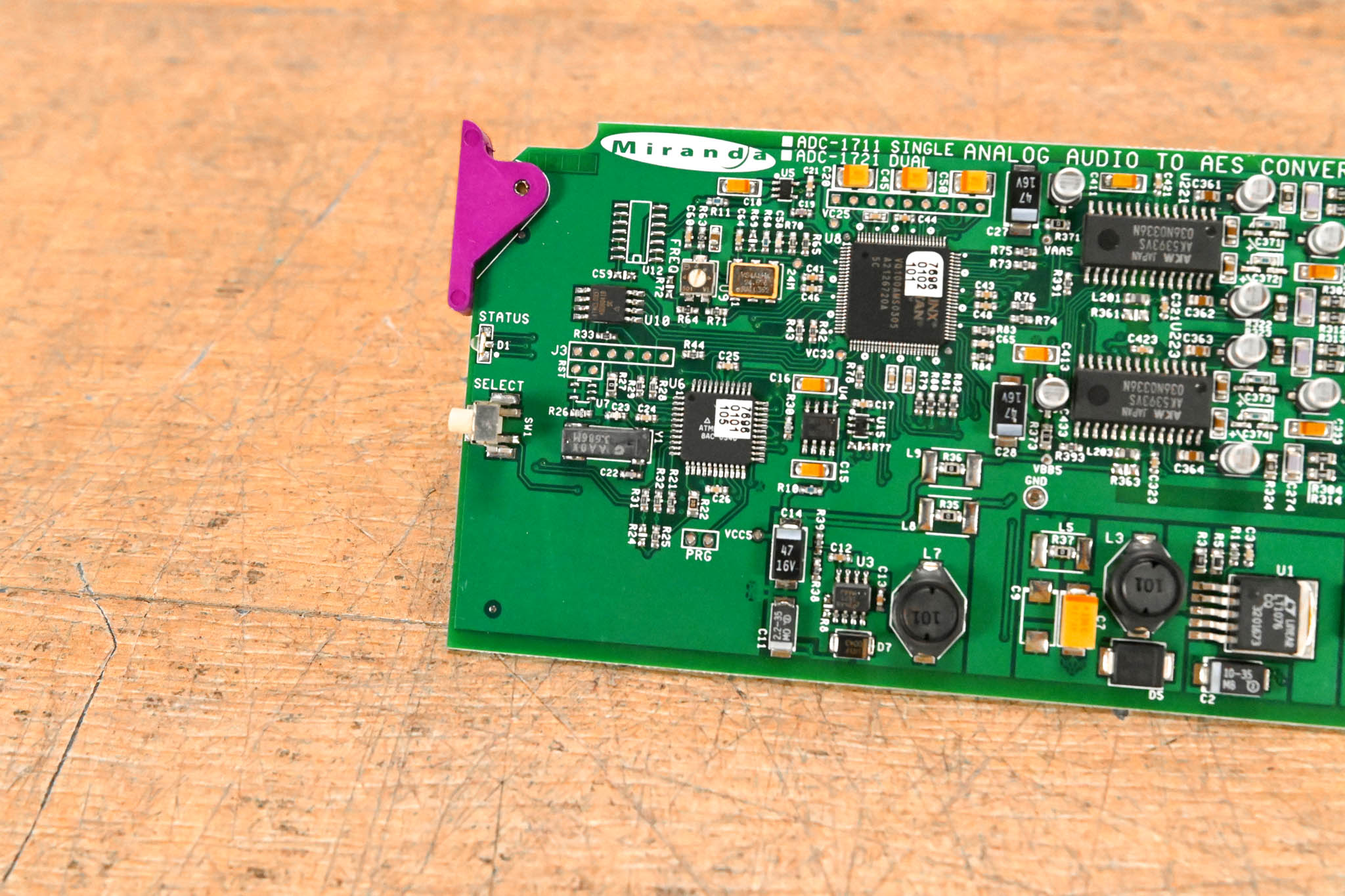 Miranda ADC-1721 Dual Analog Audio to AES Converter