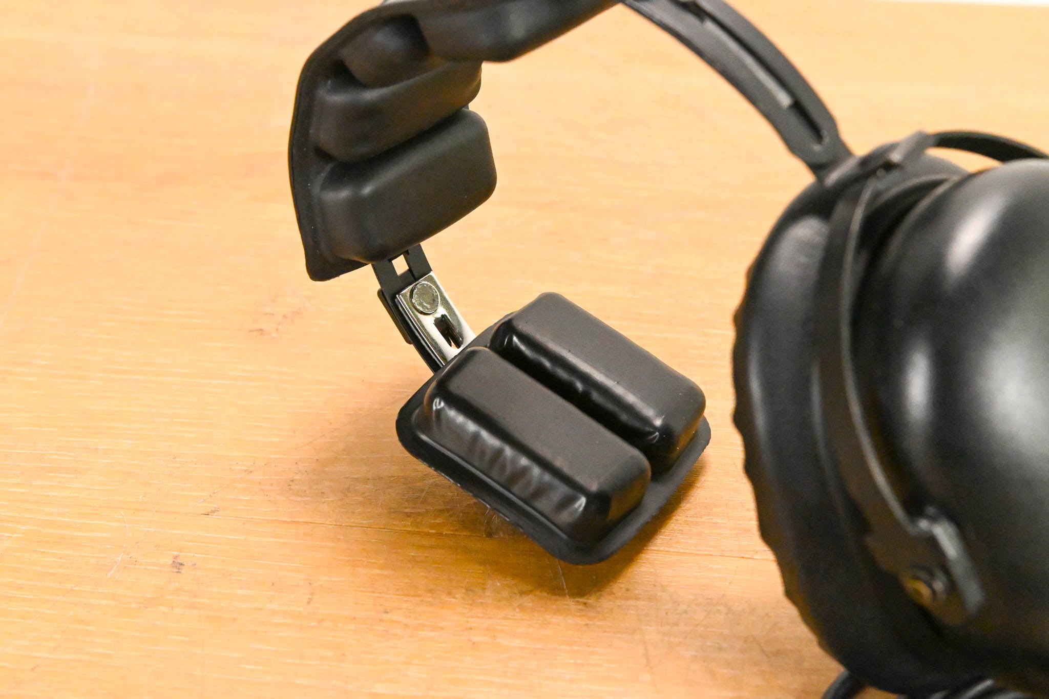 David Clark Single Ear, Over-The-Head Style Headset