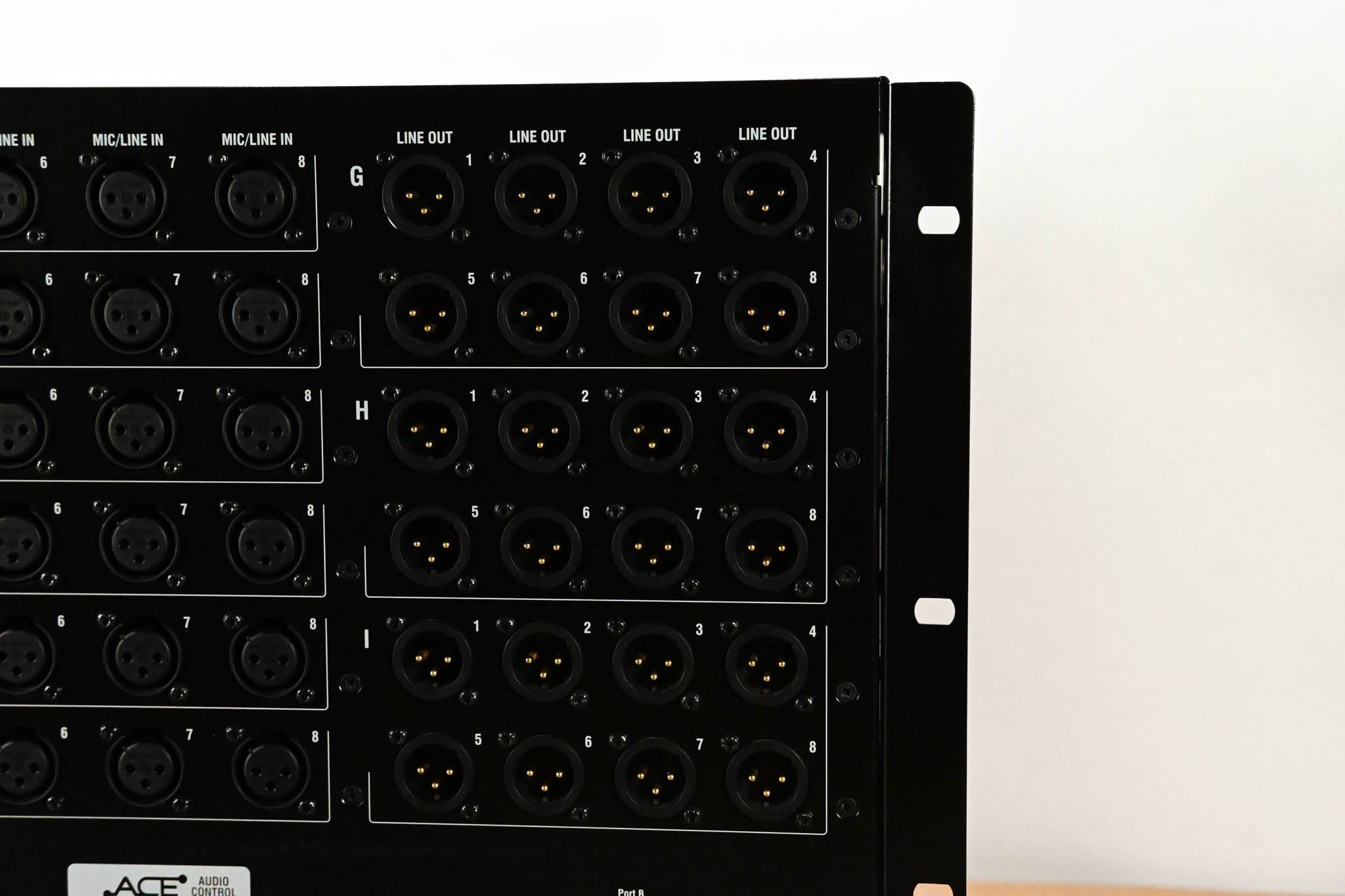 Allen & Heath iDR-48 48-In, 24-Out Audio Stage Box
