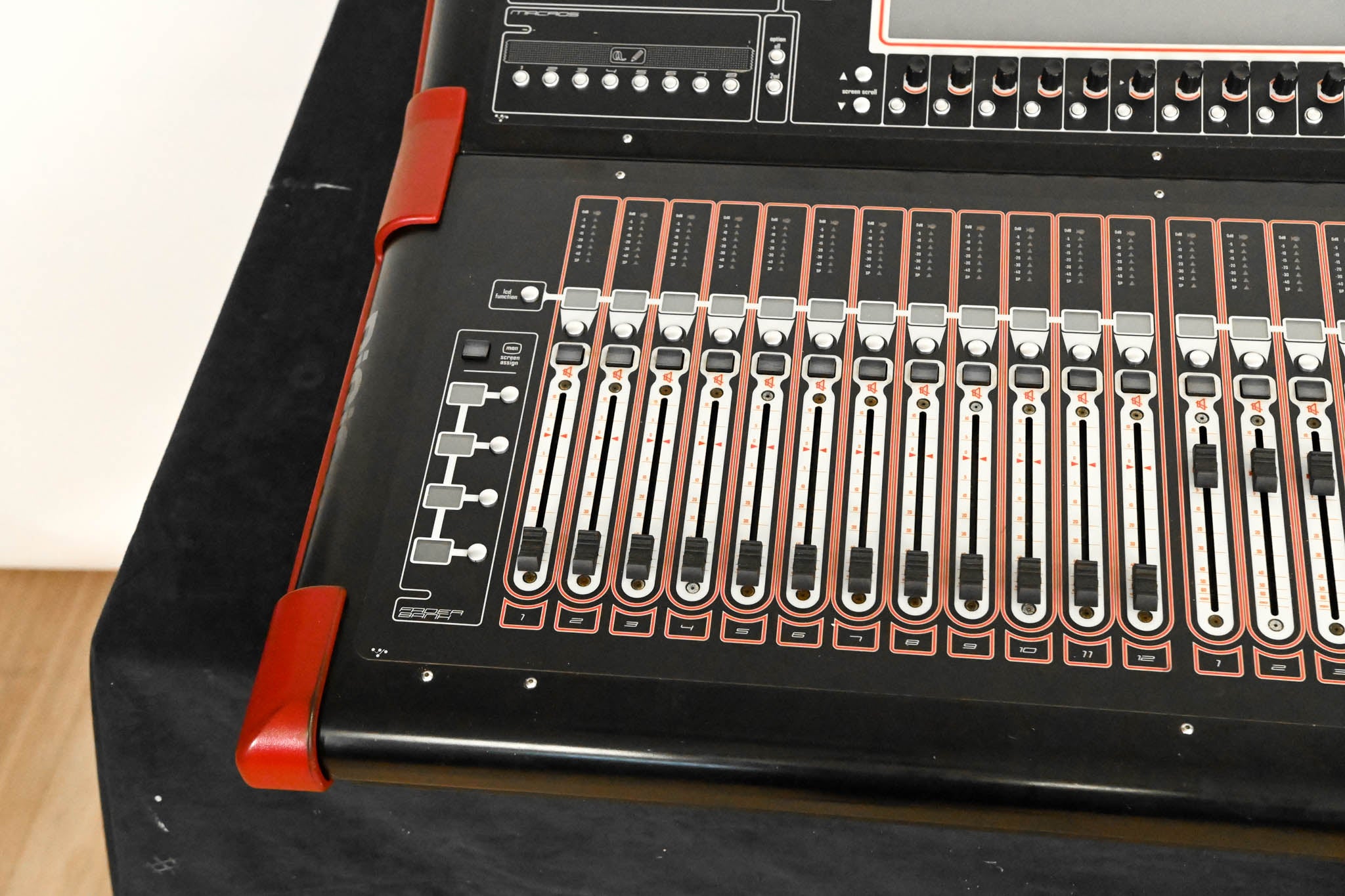 DiGiCo SD9 Digital Mixing Console