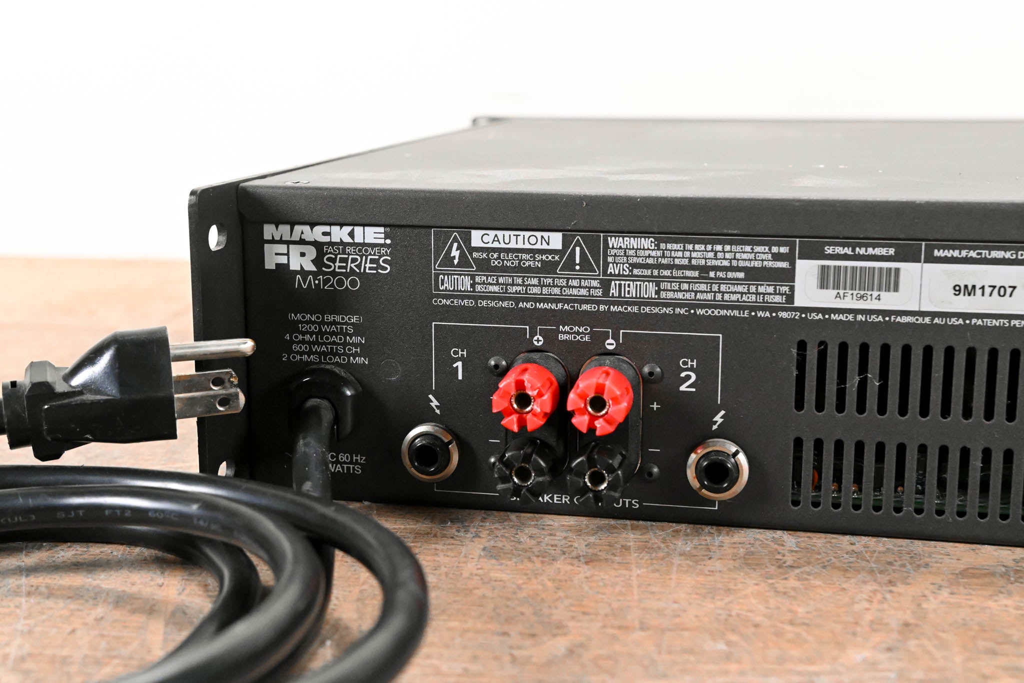 Mackie M-1200 FR Series 2-Channel Power Amplifier