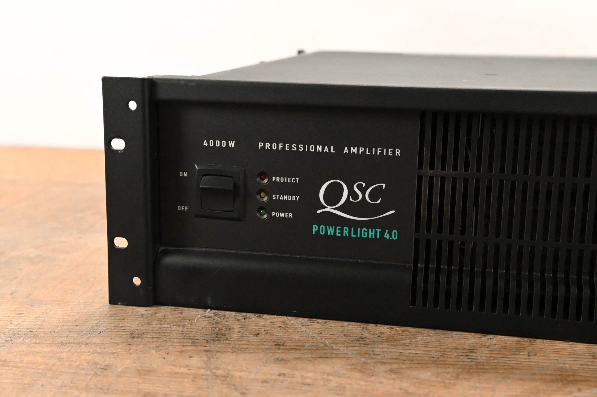 QSC PowerLight 4.0 2-Channel Power Amplifier