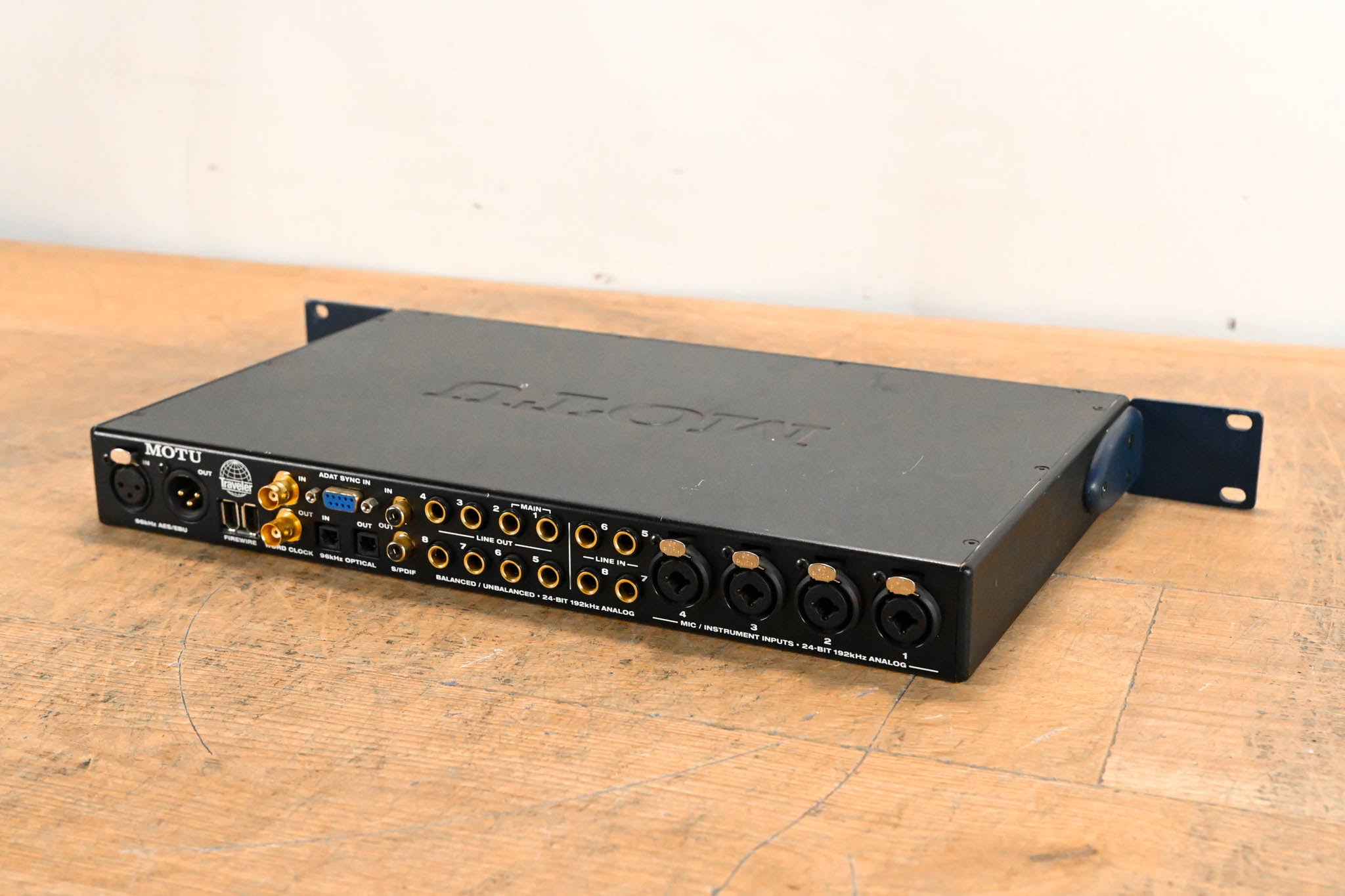 MOTU Traveler Mk1 FireWire Audio Interface (NO POWER SUPPLY)