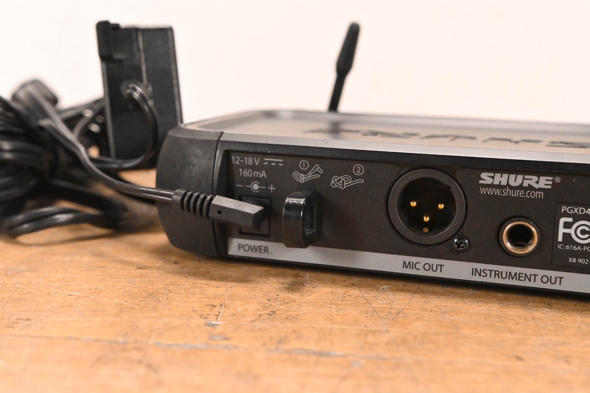 Shure PGXD24/BETA58-X8 Digital Wireless Handheld Microphone System