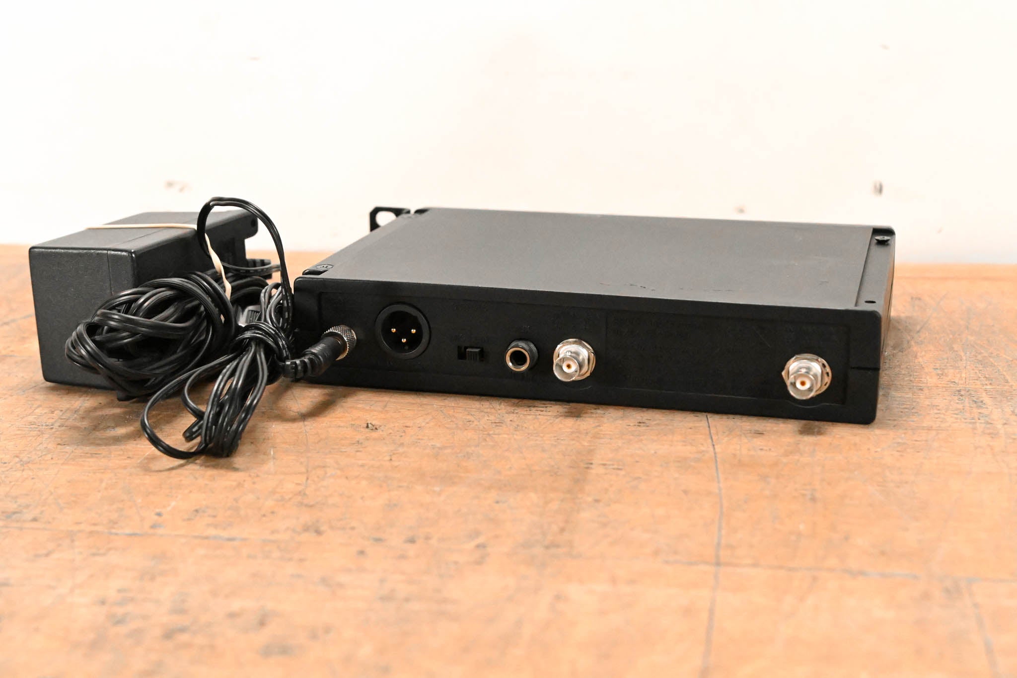 Shure ULXS14 Bodypack Wireless System - J1 Band: 554-590 MHz