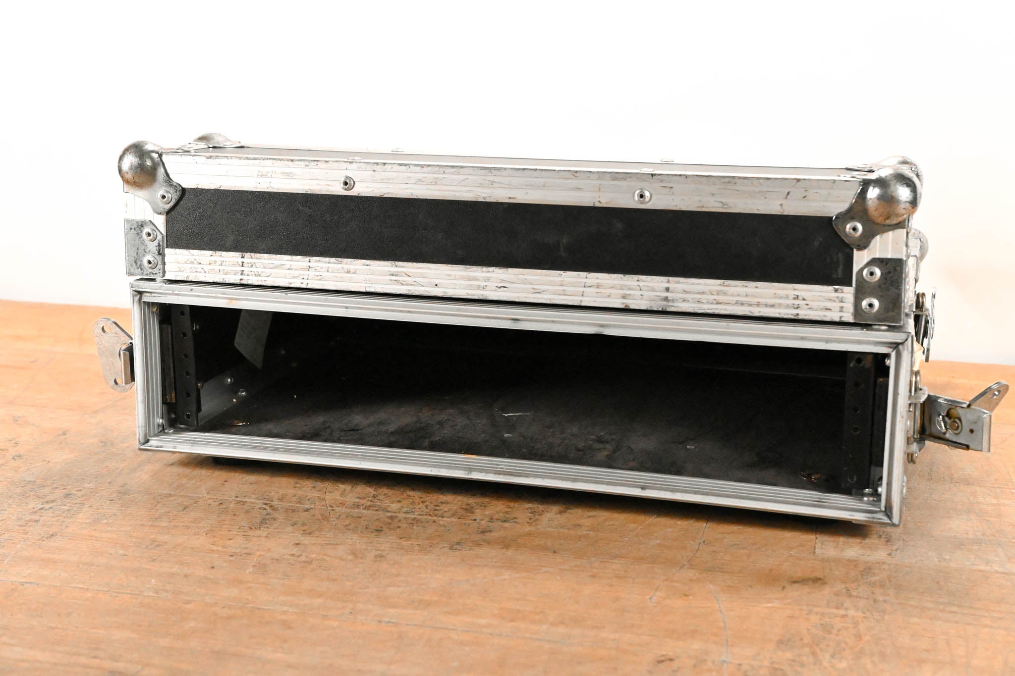 Road Ready 2U Road Case