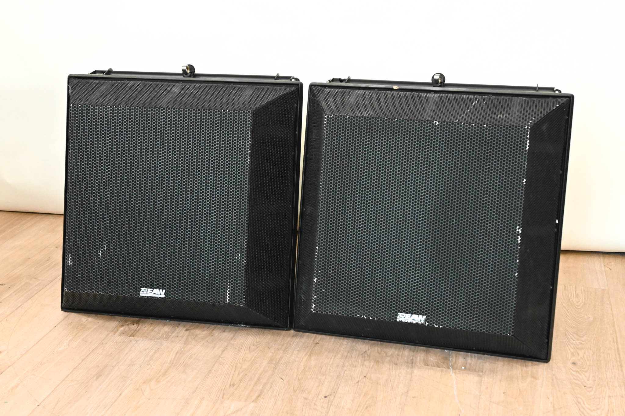 EAW QX564i 3-Way Trapezoidal Loudspeaker 60° × 45° (PAIR)